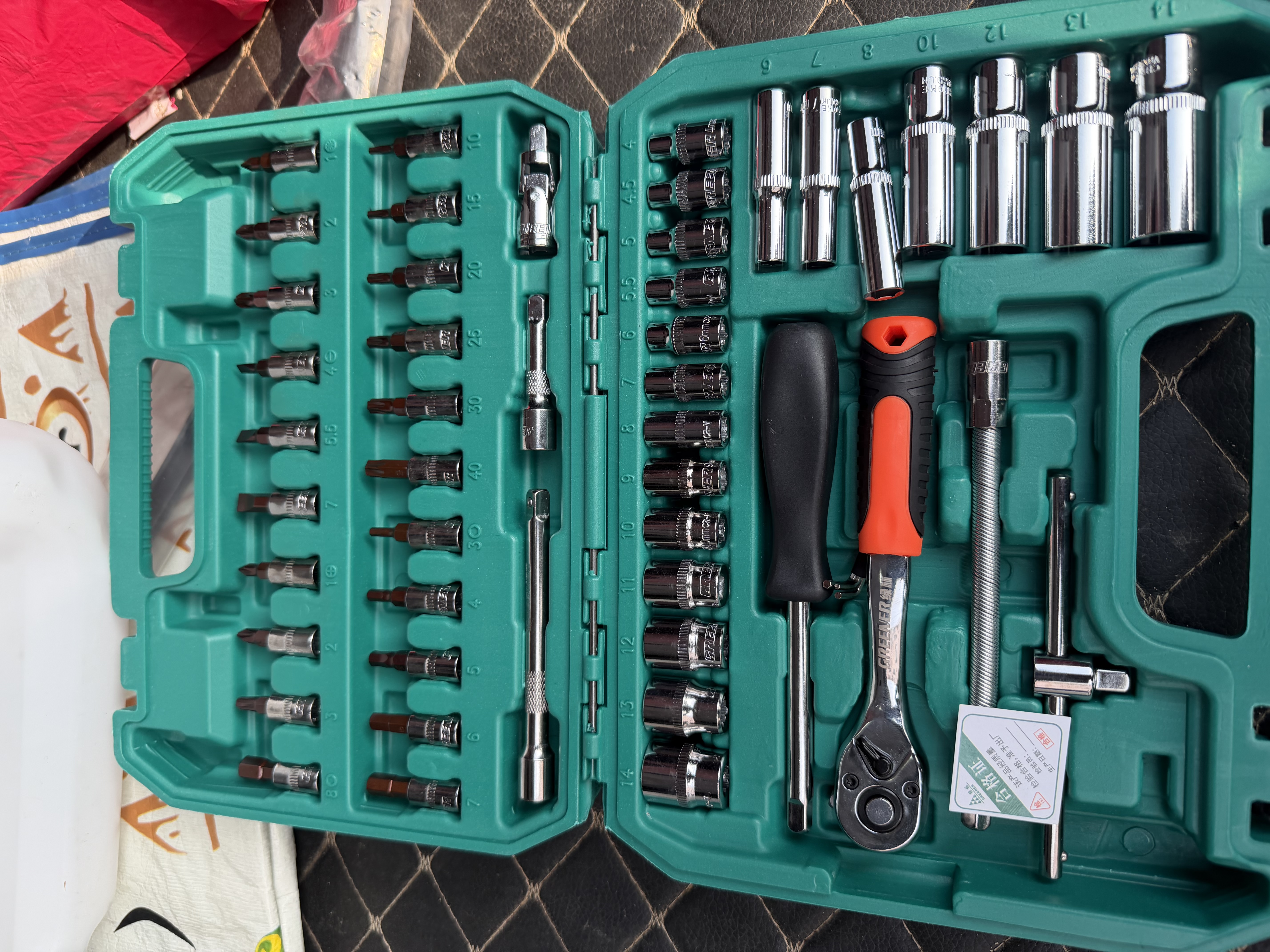 绿林（GREENER）汽车维修工具套装套筒组合扳手工具多功能汽修小飞棘轮随车工具箱 【升级72齿】汽修53件套小飞套装 实拍图