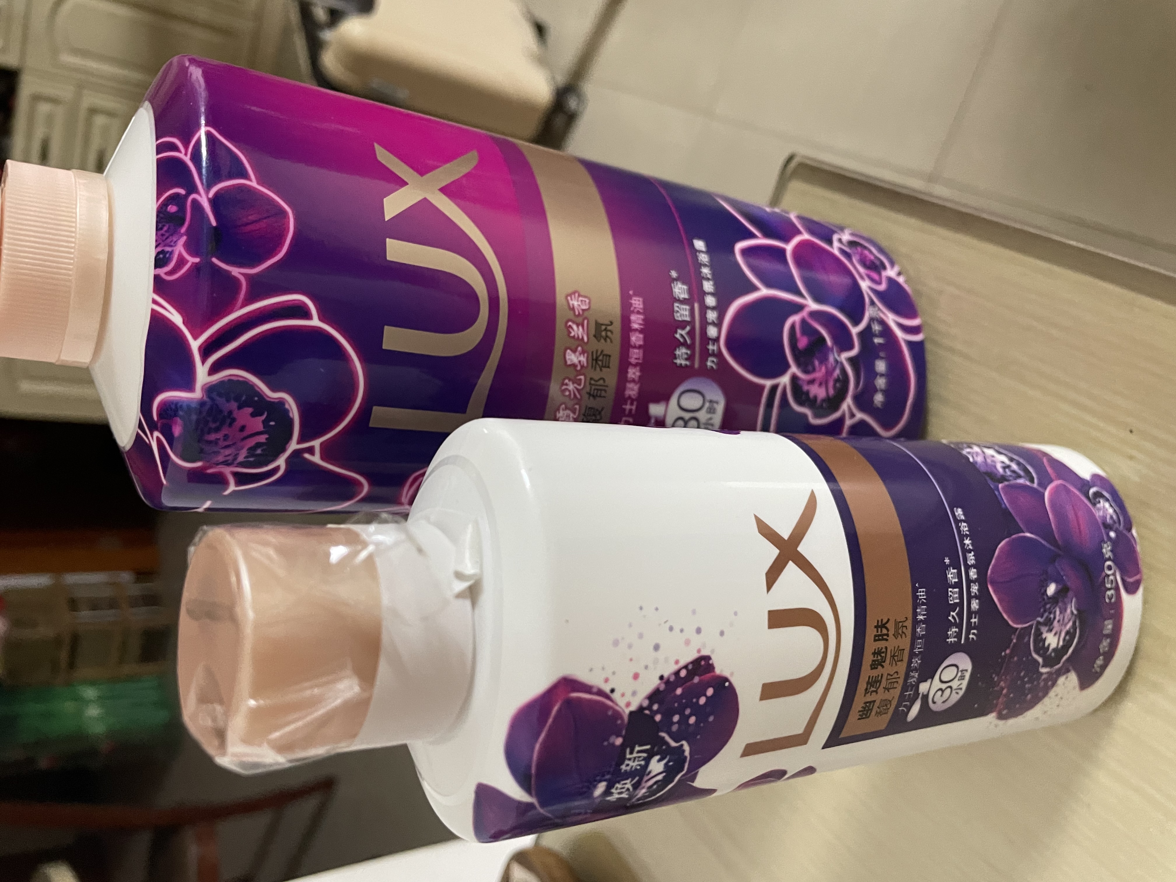 力士（LUX）霓光墨兰香沐浴露1000g 送幽莲沐浴露350g 持久留香 实拍图