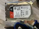 希捷（SEAGATE）NAS硬盘 4TB 256MB 机械硬盘 CMR垂直 静音低耗 数据恢复服务 3.5英寸 希捷酷狼 ST4000VN006 实拍图