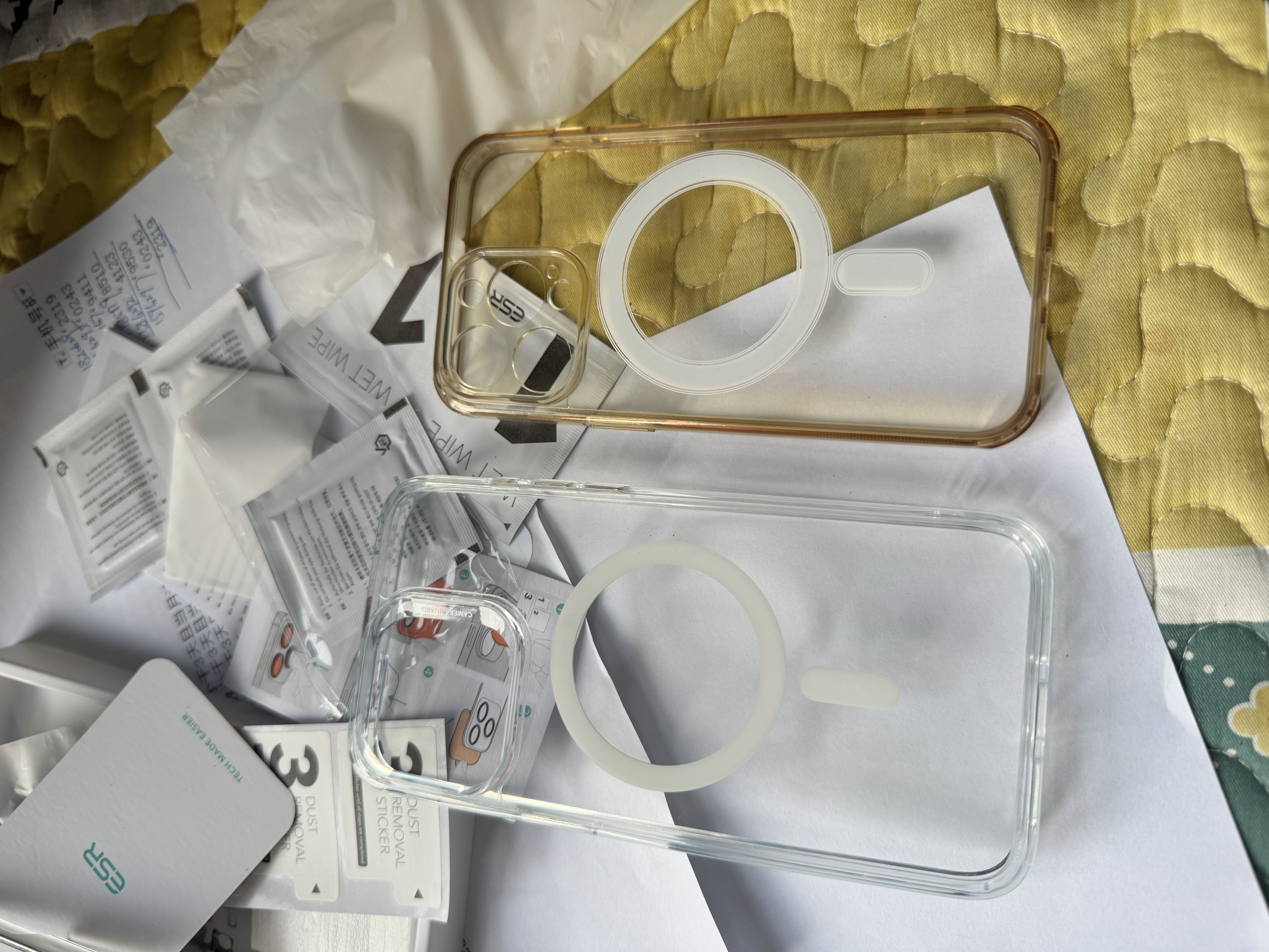 亿色【苹果壳膜盲盒】适用苹果12/13/14/15系列手机壳pro透明壳promax液态硅胶壳plus玻璃壳防摔简约 基础款盲盒【2个产品】 iphone 13 pro 实拍图