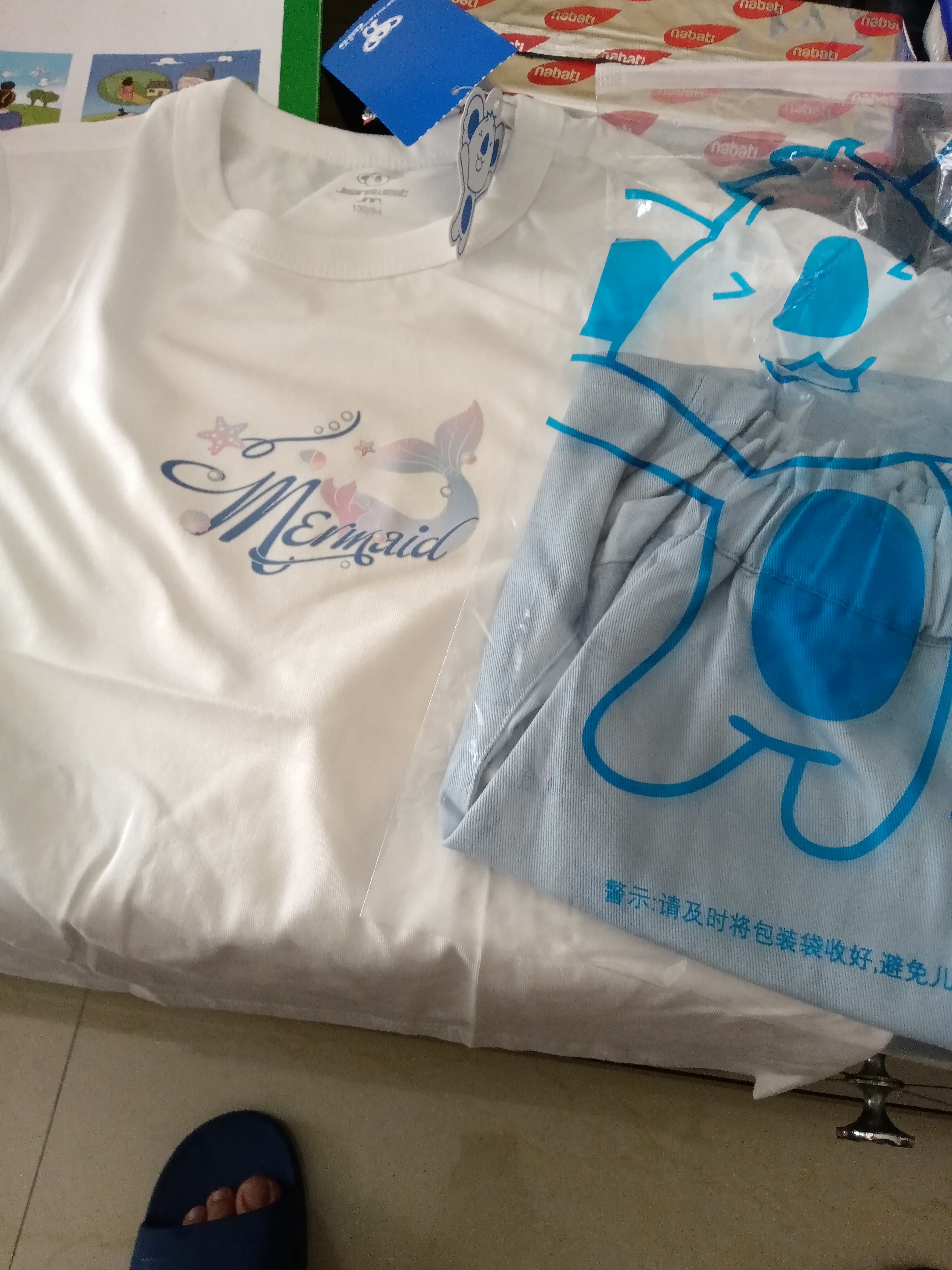 真维斯（Jeanswest）女童夏季套装2026新款女大童短袖T恤两件套儿童花苞短裤夏装衣服 【纯棉100%】白蓝/彩色人鱼 130 实拍图