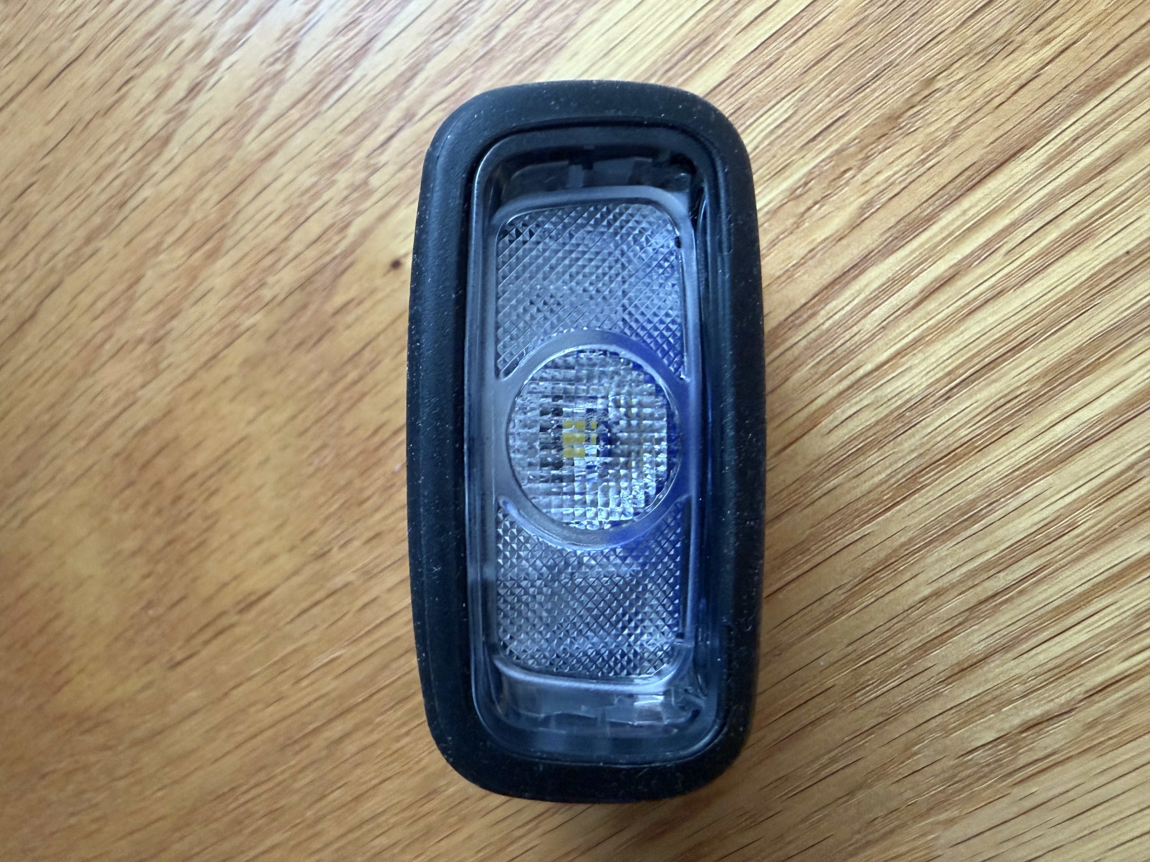 迪卡侬户外运动LED强光露营登山钓鱼/夜钓轻便头戴式头灯FOR3 黑色（26款）50流明 实拍图