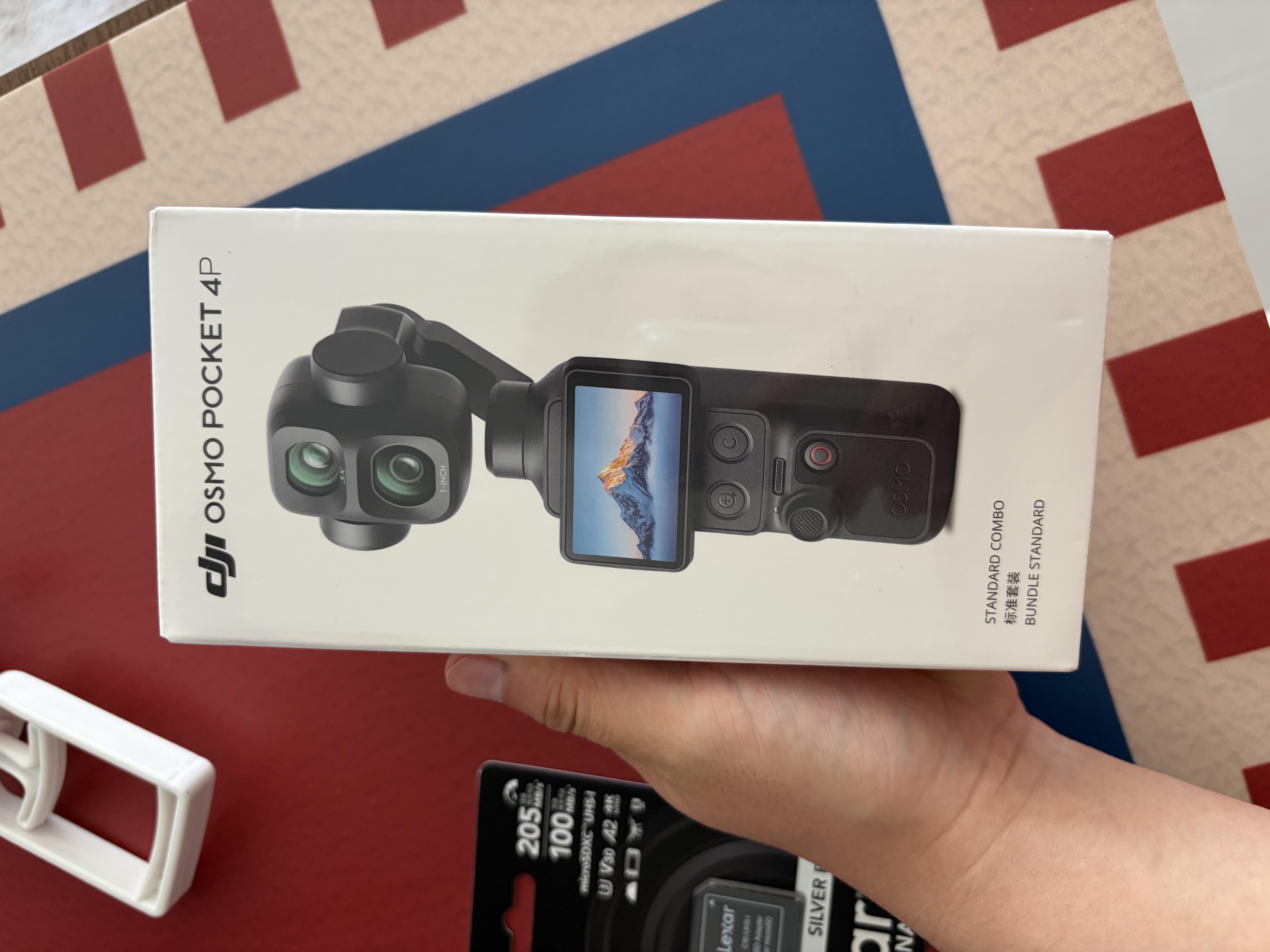 雷克沙（Lexar）64GB TF(MicroSD)存储卡 V30 4K 读205MB/s 大疆Pocket 4P官方推荐 影石Luna内存卡(SILVER PLUS) 实拍图