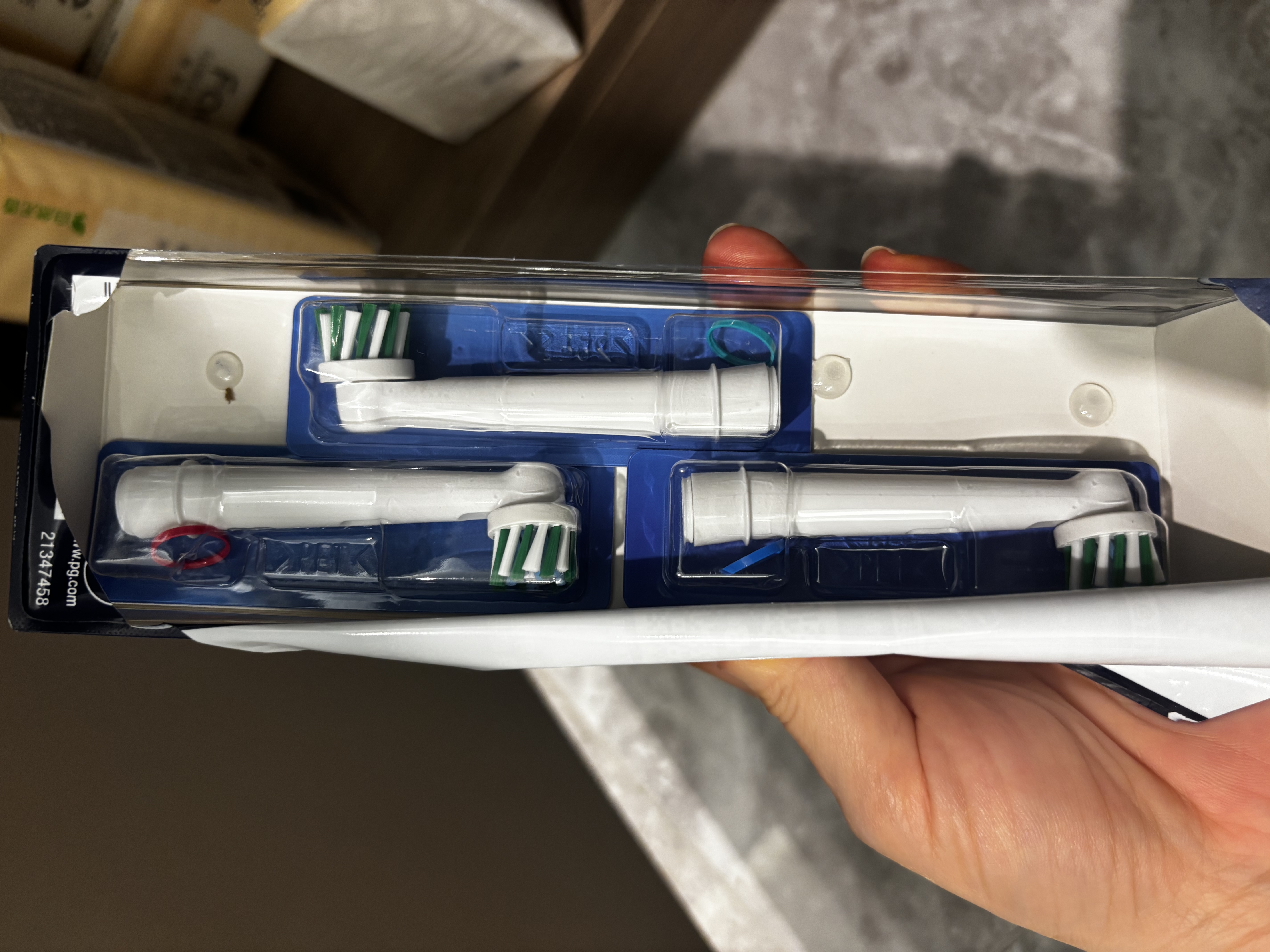 欧乐B儿童电动牙刷头迪士尼卡通小圆头迷你软毛刷头适用D103KD100KPro1kids（图案款式随机） 蜘蛛侠升级款3支（可用9月） 实拍图