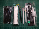 uni三菱 SN-100按动式圆珠笔 0.5mm圆珠笔 学生用笔 办公文具签字笔 黑色 12支装 实拍图