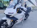 张雪机车ZXMOTO 2026款500RR单摇臂四缸燃油仿赛摩托车跑车机车 26款500RR单摇臂（珍珠白） 实拍图