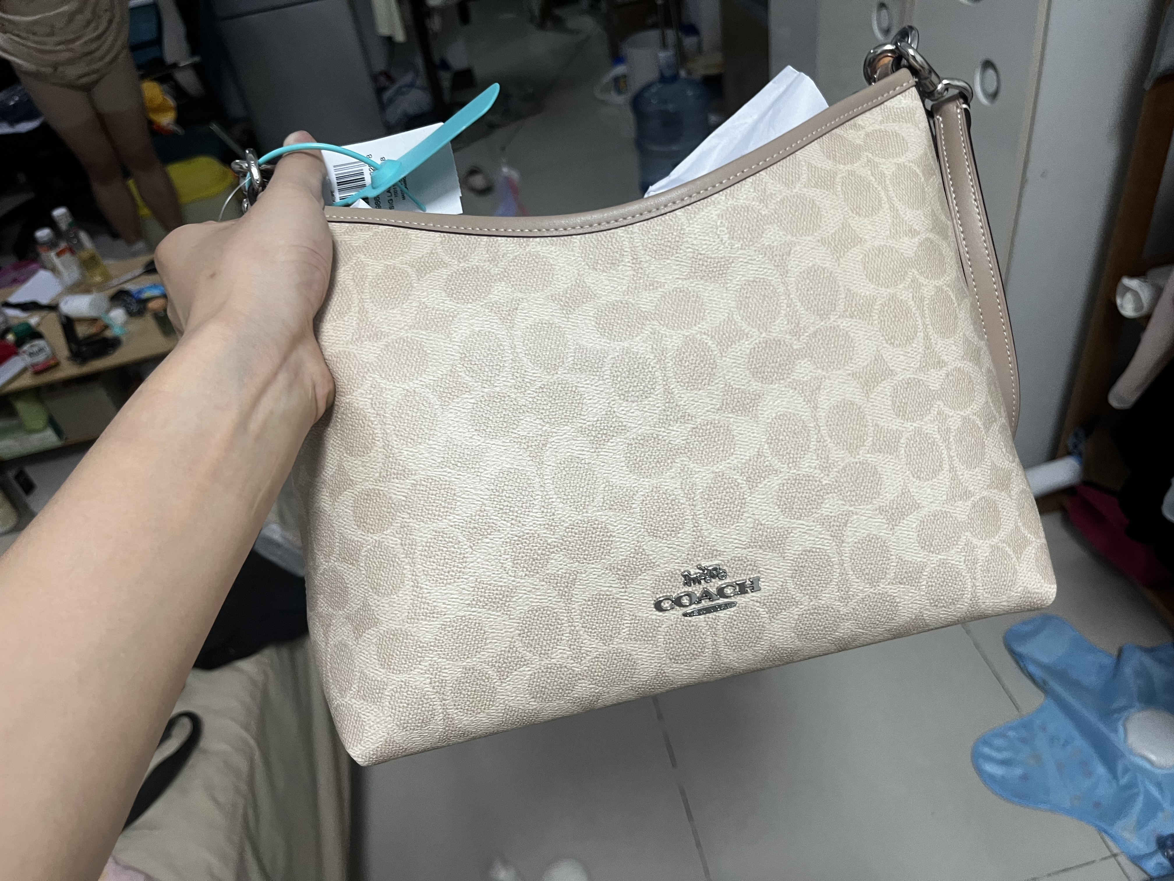 蔻驰（COACH）【品牌直供】新款女包LAUREL流浪包斜挎包沙黄CEY95生日礼物 实拍图