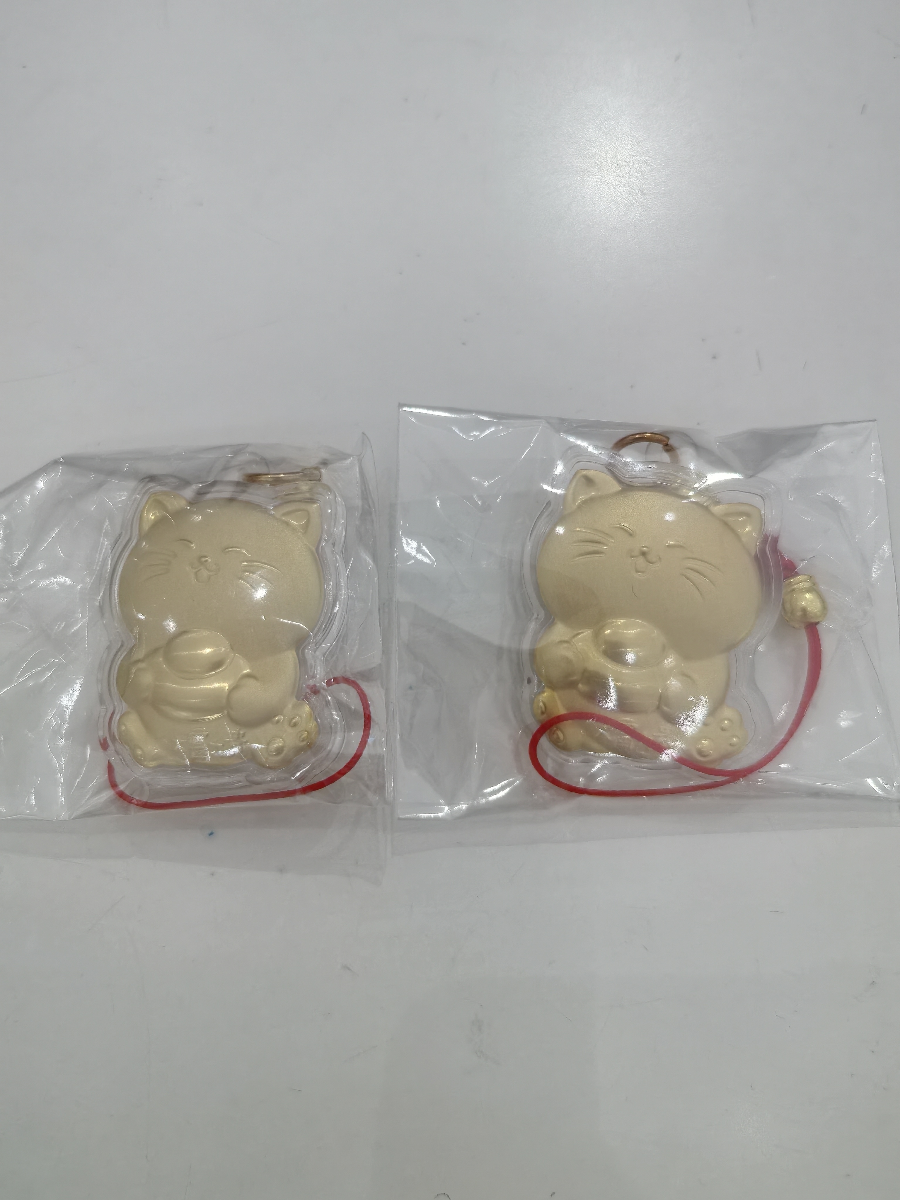 开运招财猫御守元宝猫吊坠手机链挂件钥匙扣御守护身项坠包包挂饰手机壳小饰品手机挂绳 元宝猫挂饰【两个】 实拍图