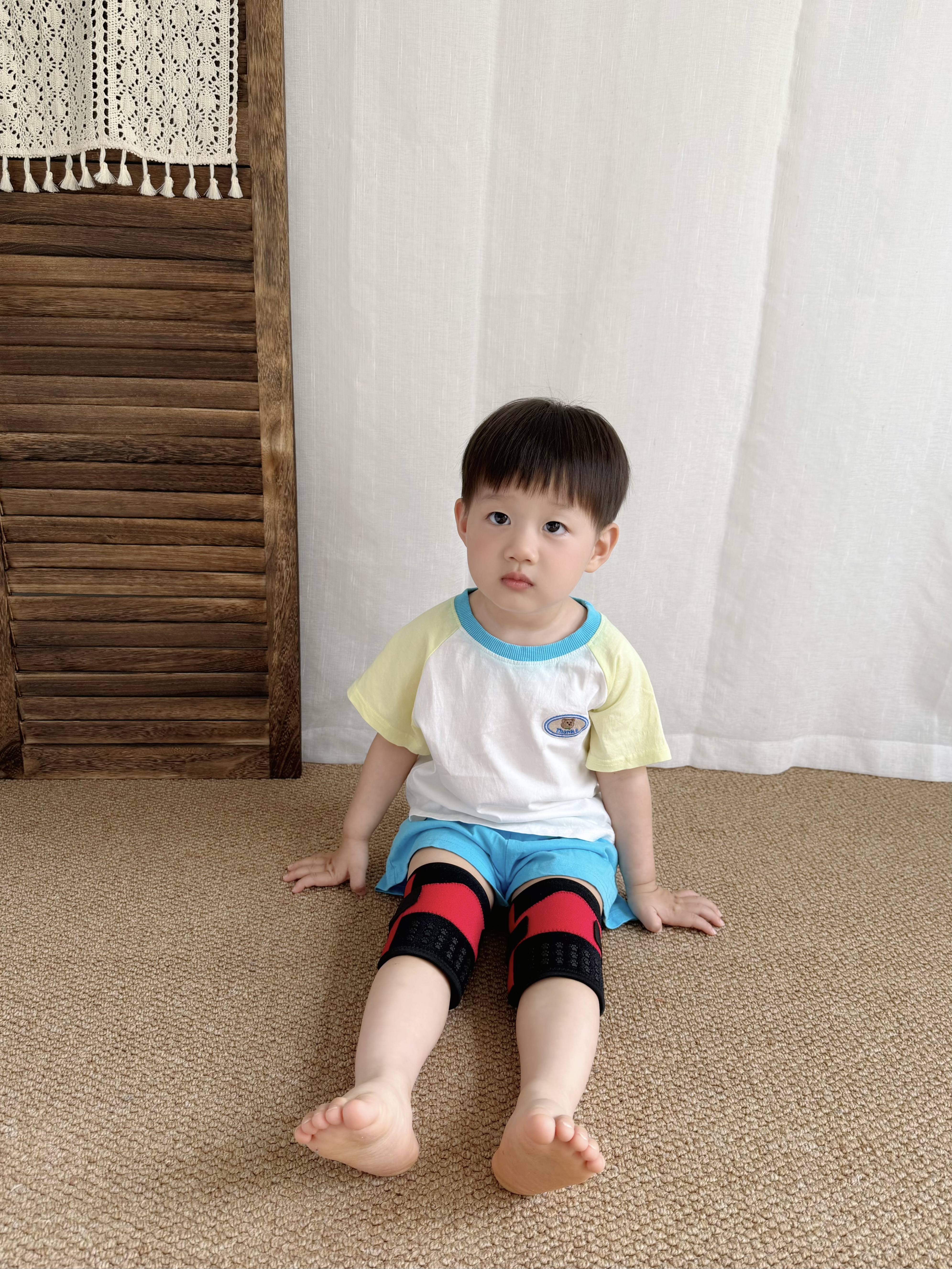爱宝适婴儿爬行护膝护肘装备儿童宝宝学步可调节膝盖护具护垫黑色 S903 实拍图