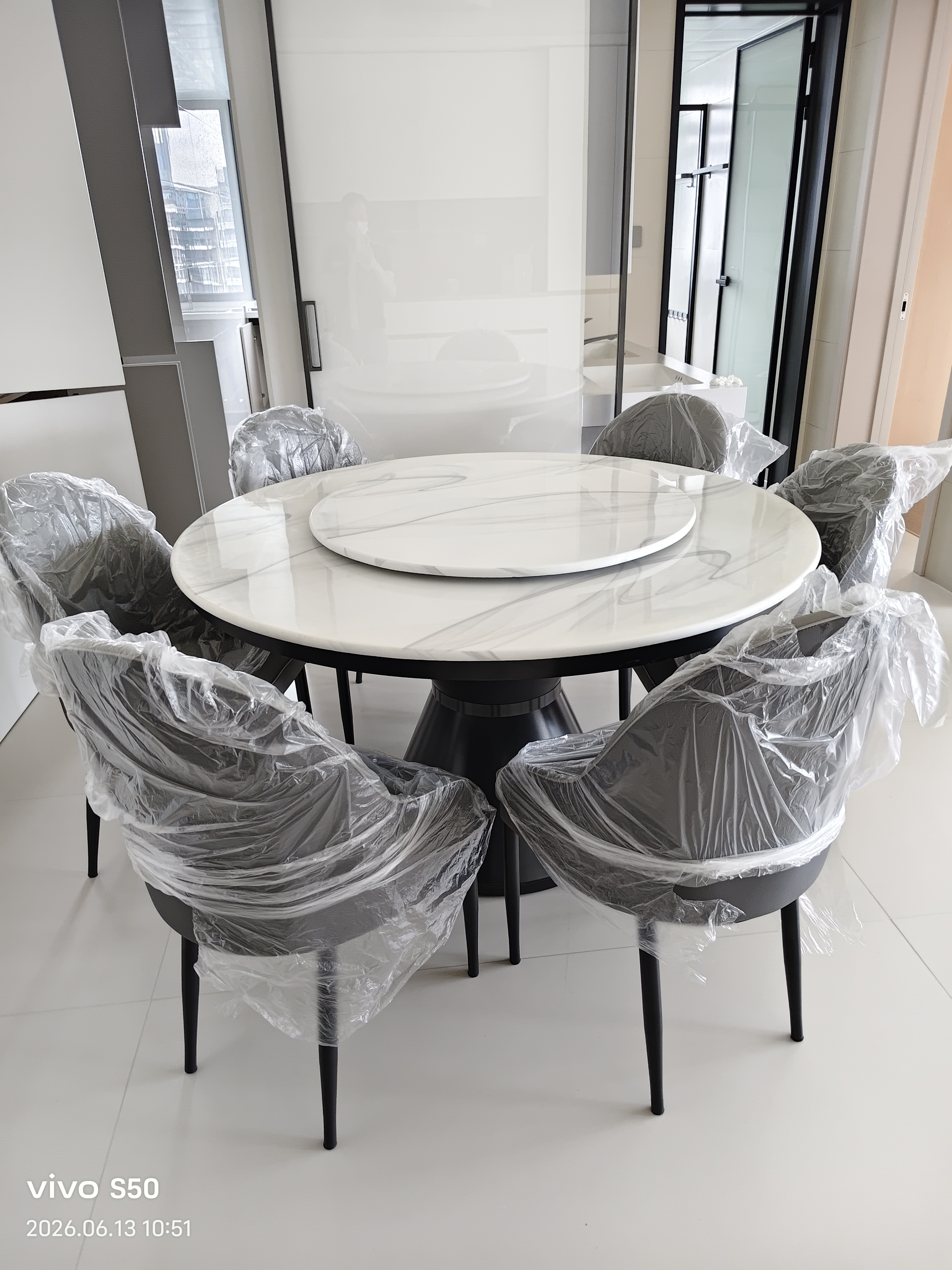 琛舍 餐桌 大理石餐桌椅组合现代简约轻奢圆形餐桌家用带转盘吃饭圆桌 1.3米一桌六椅【带大理石转盘】 （颜色留言） 实拍图