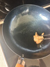 章丘铁锅正宗手工锻打铁锅无涂层物理不粘锅炒锅老式家用炒菜锅厨具轻音 标准版古法烤蓝（已干烧） 32cm 实拍图
