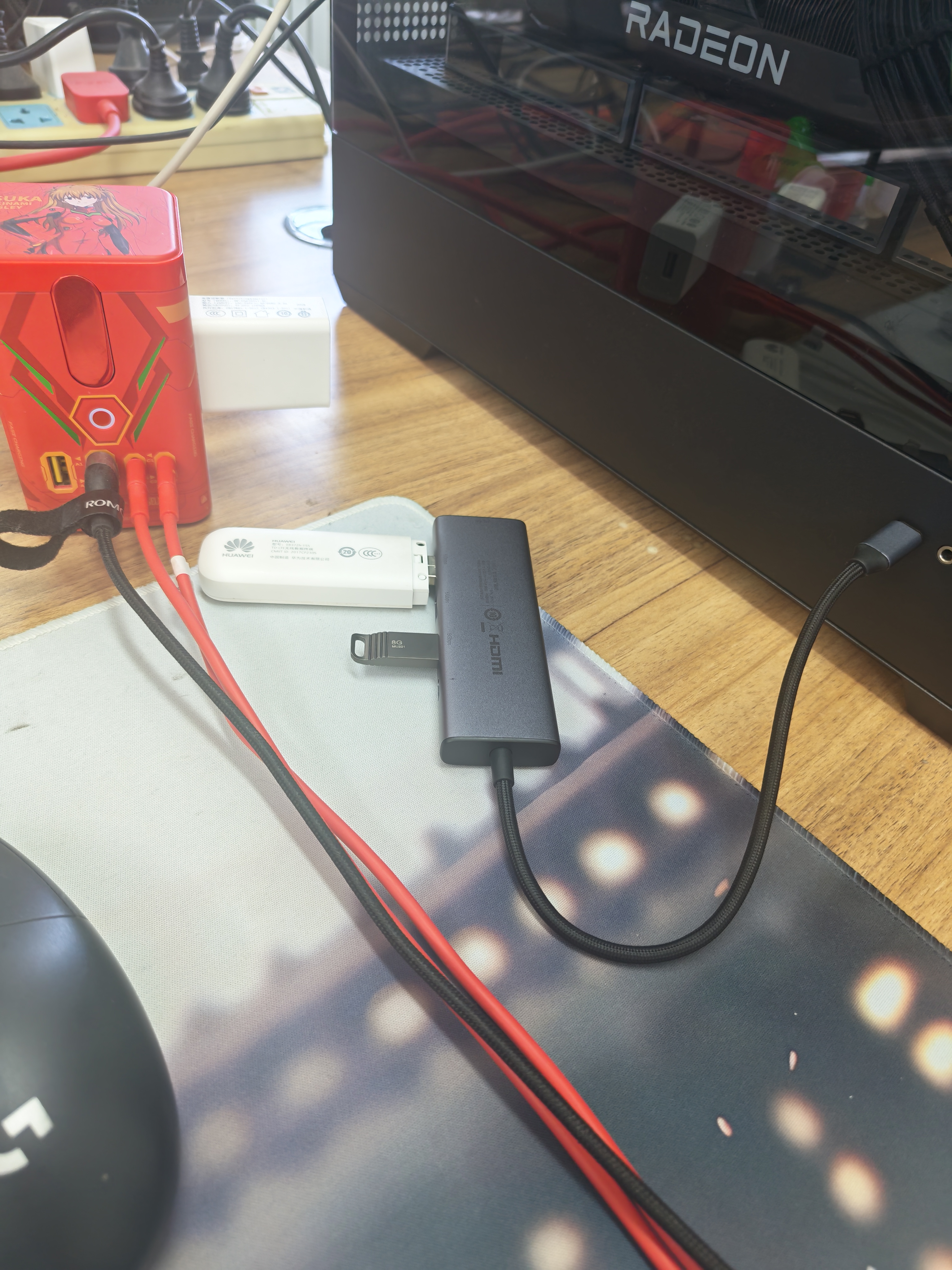 绿联Type-C扩展坞8K30Hz拓展坞转HDMI2.1转换器4K120Hz转接头适用苹果电脑MacBook Neo华为笔记本 实拍图