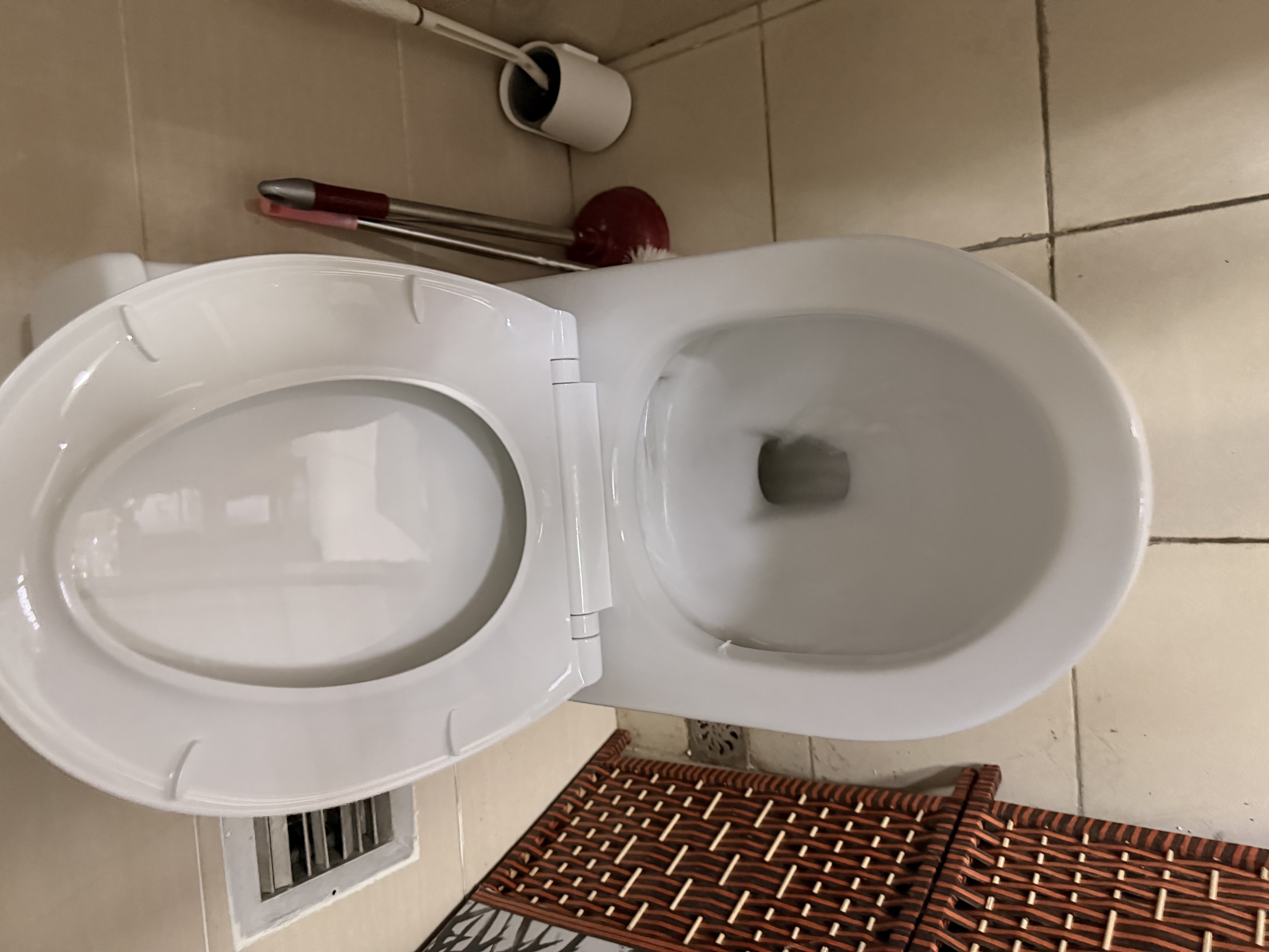 箭牌（ARROW）卫浴家用大冲力喷射虹吸家用防臭防堵节水马桶缓降连体坐便器 【T32】双龙卷漩吸12616 305/300mm 实拍图