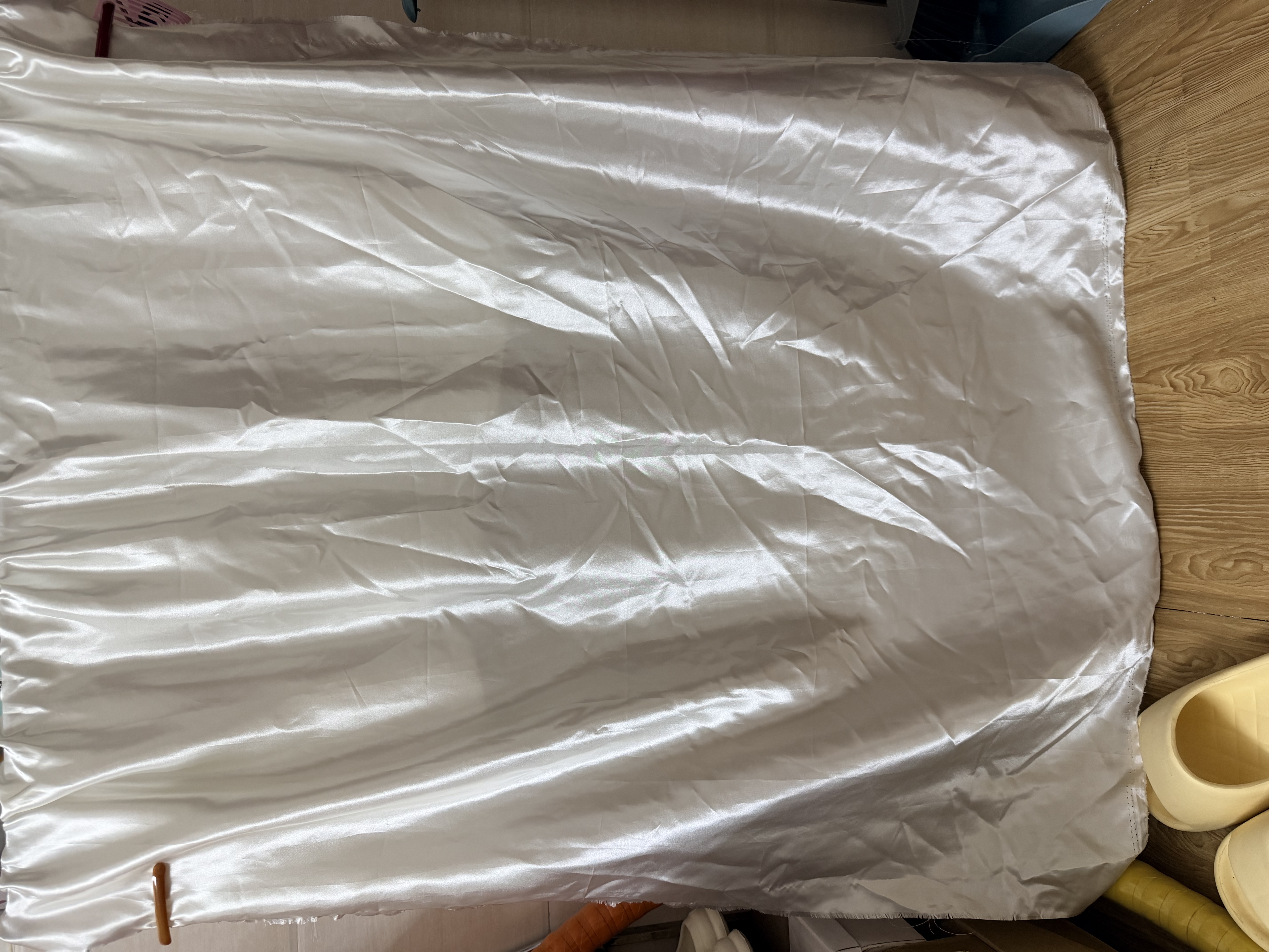 3号馆绸缎布料里布缎面服装面料色丁仿真丝绸子背景布礼盒内衬布地摊布 1#米白（1米价） 实拍图