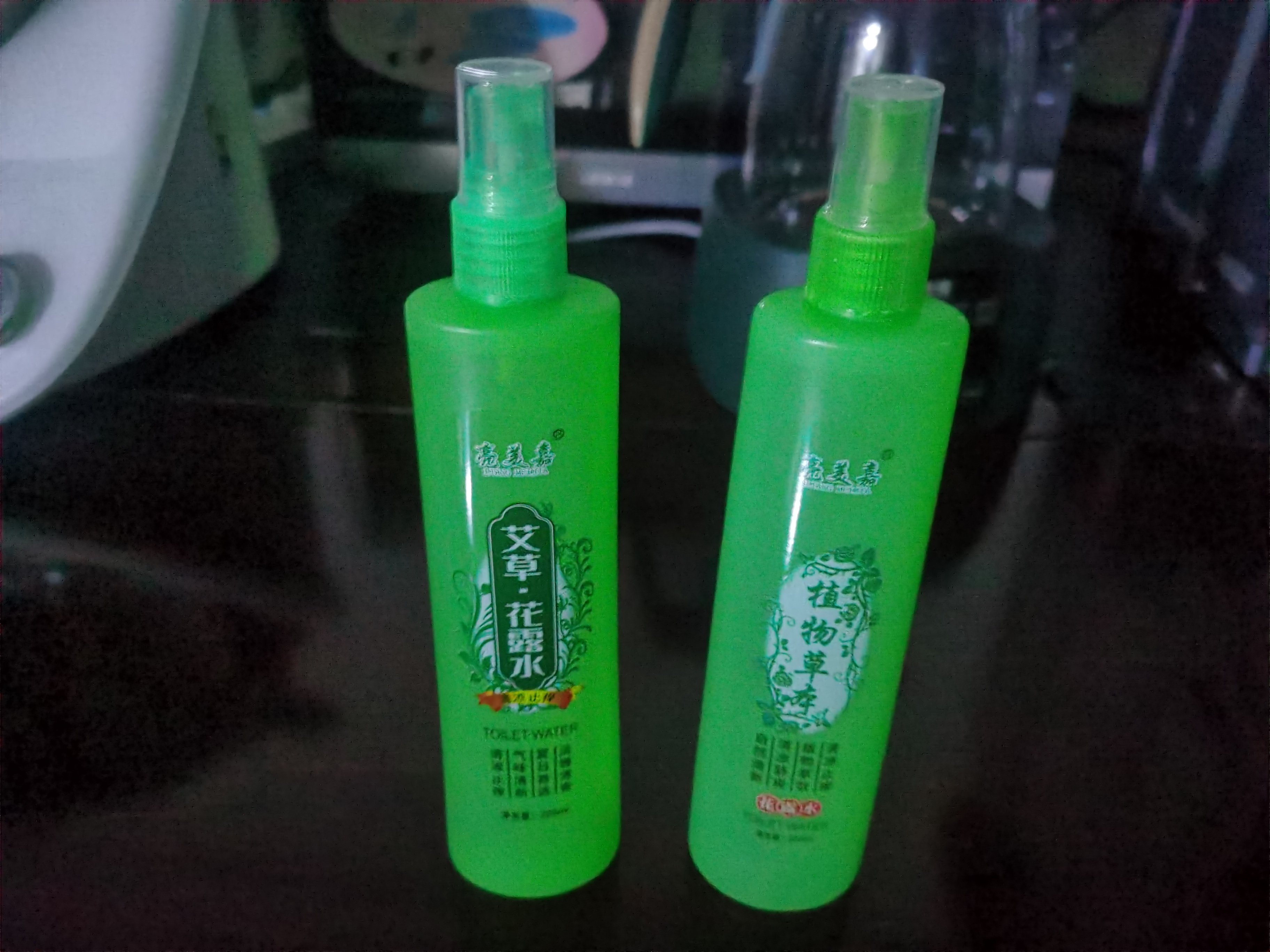 【清凉舒爽】花露水清香型清凉舒爽喷雾植物大瓶200ml走珠止汗露 艾草+薄荷+植物草本 3瓶实惠装 实拍图