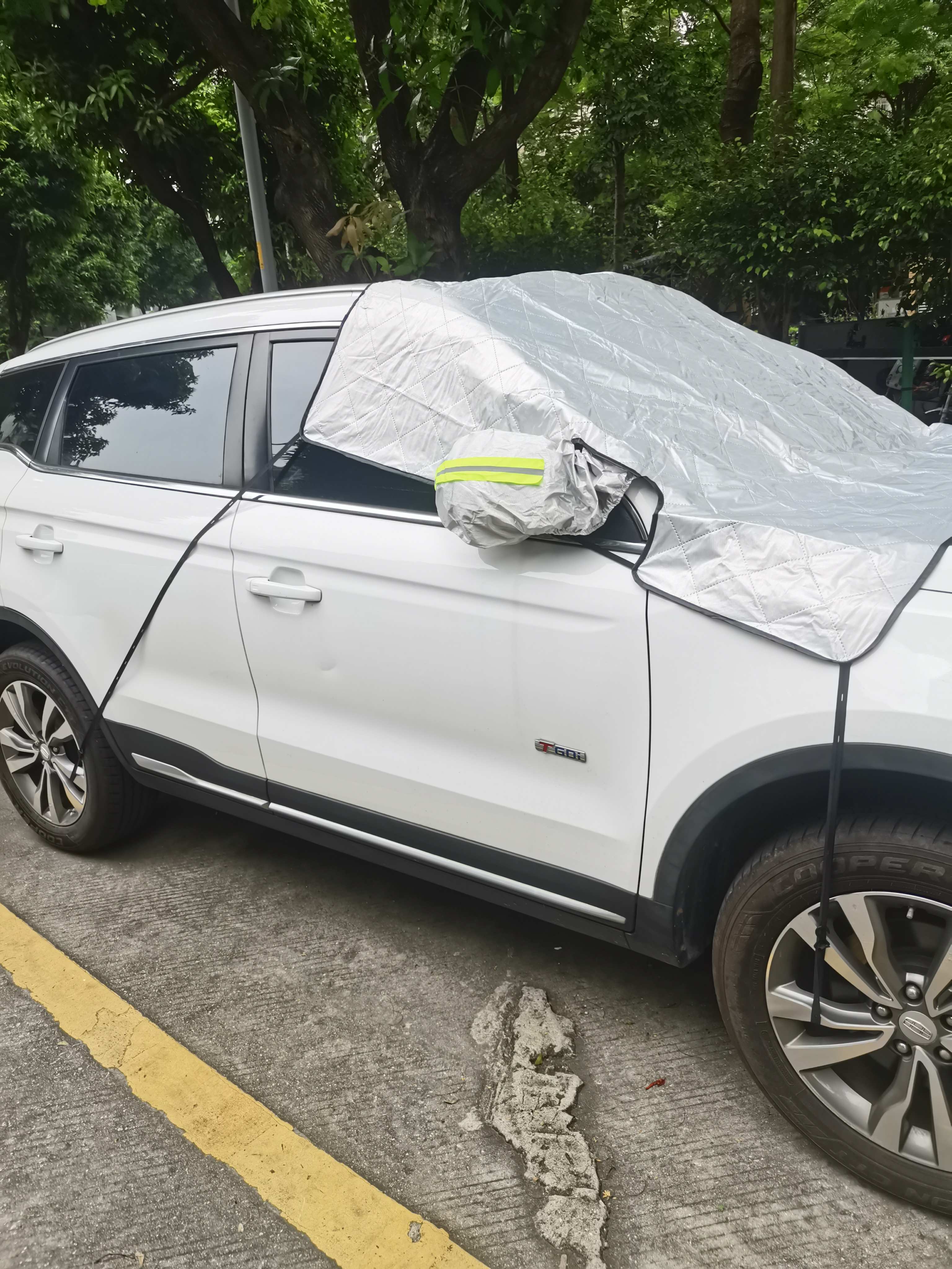 MOTCINO汽车防晒隔热遮阳挡前挡风玻璃遮阳挡板伞车衣车罩半身侧窗遮光板 实拍图