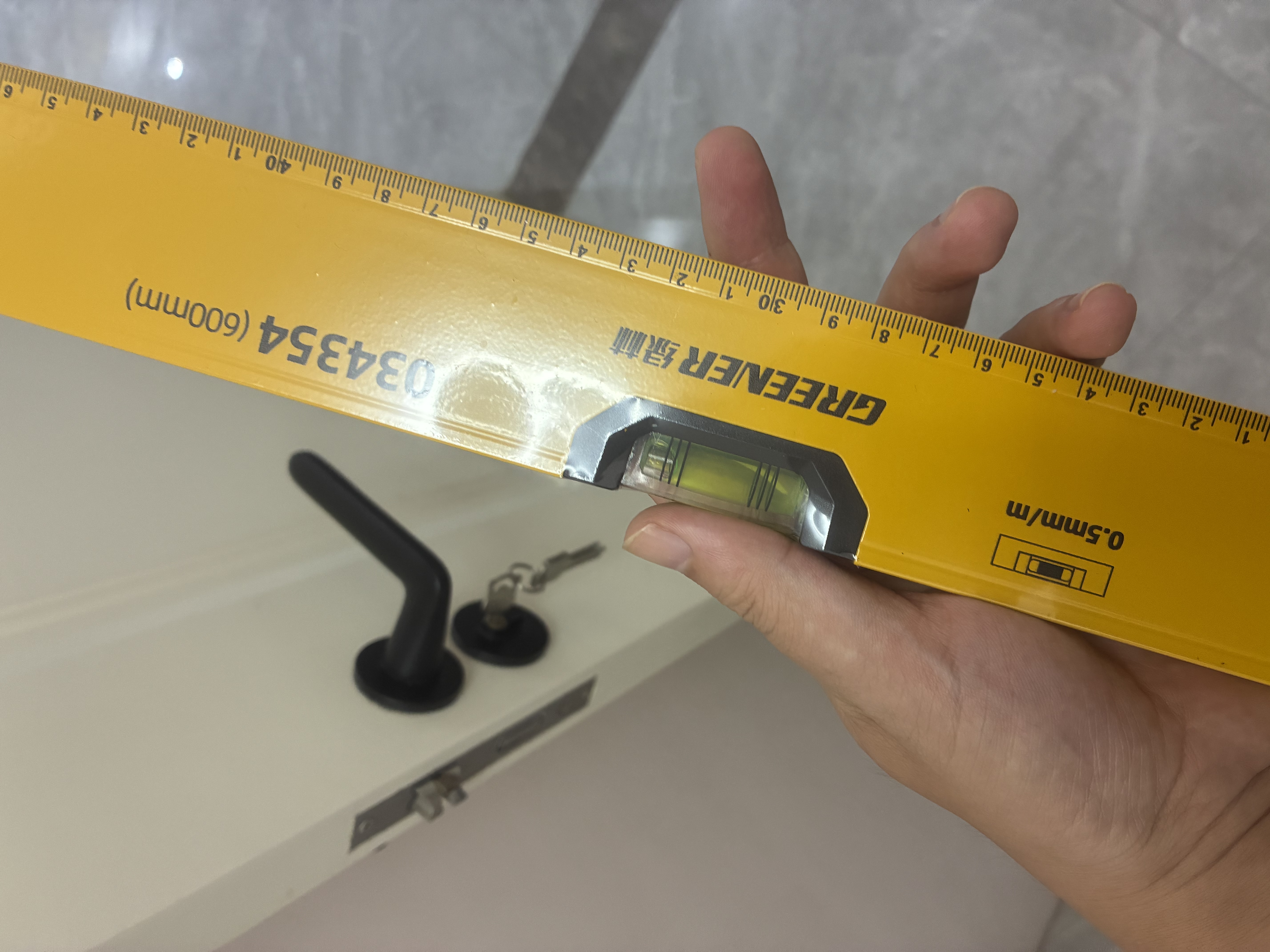 绿林600mm水平尺高精度靠尺倾角度平衡仪工具铝合金强磁测量尺 实拍图