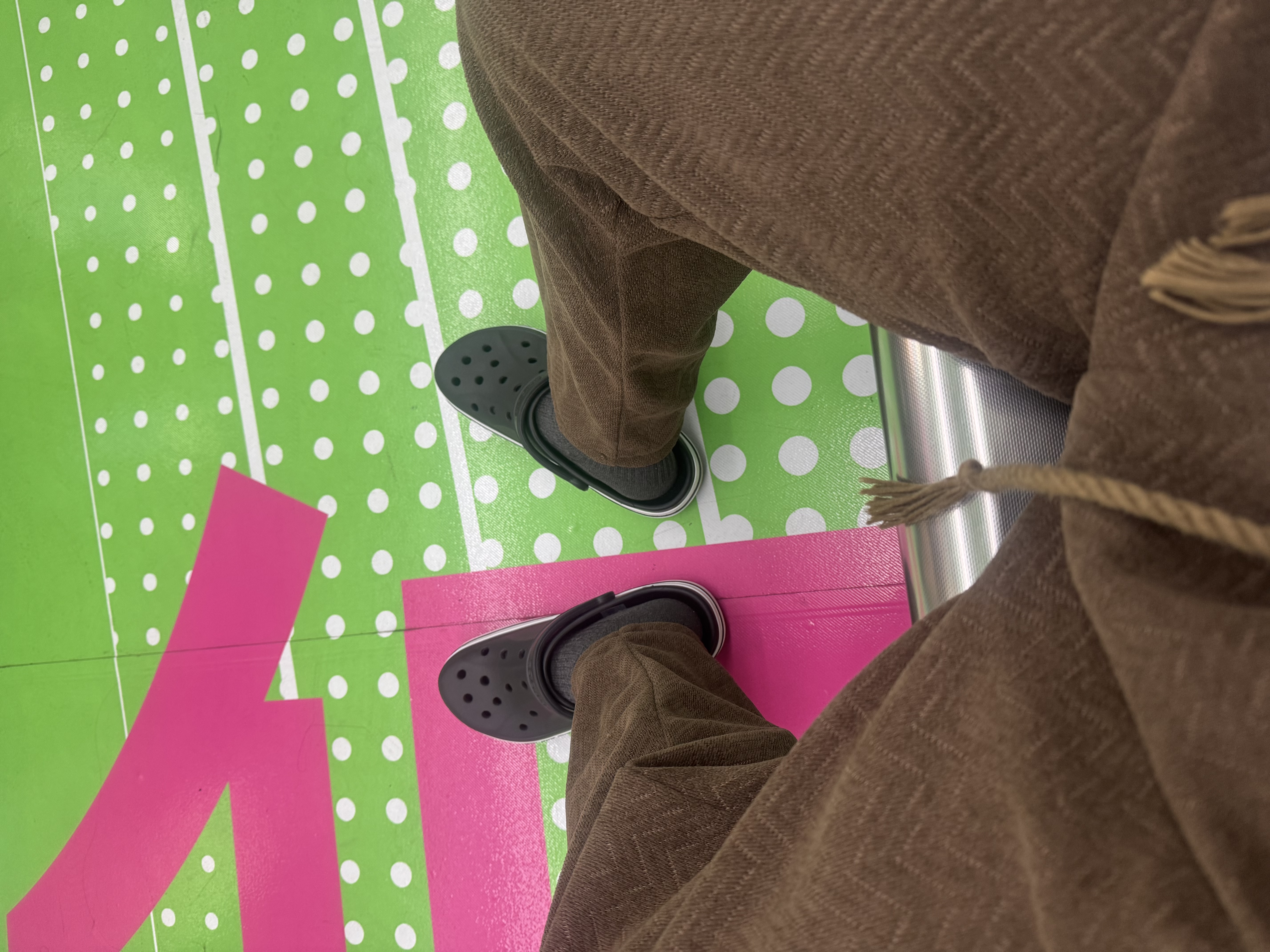卡骆驰（CROCS）洞洞鞋贝雅卡骆班男鞋夏新款户外平底拖鞋沙滩鞋涉水鞋凉鞋205089 黑色/白色/正码正拍/拍前联系客服 41-42 (260mm) M8W10 实拍图