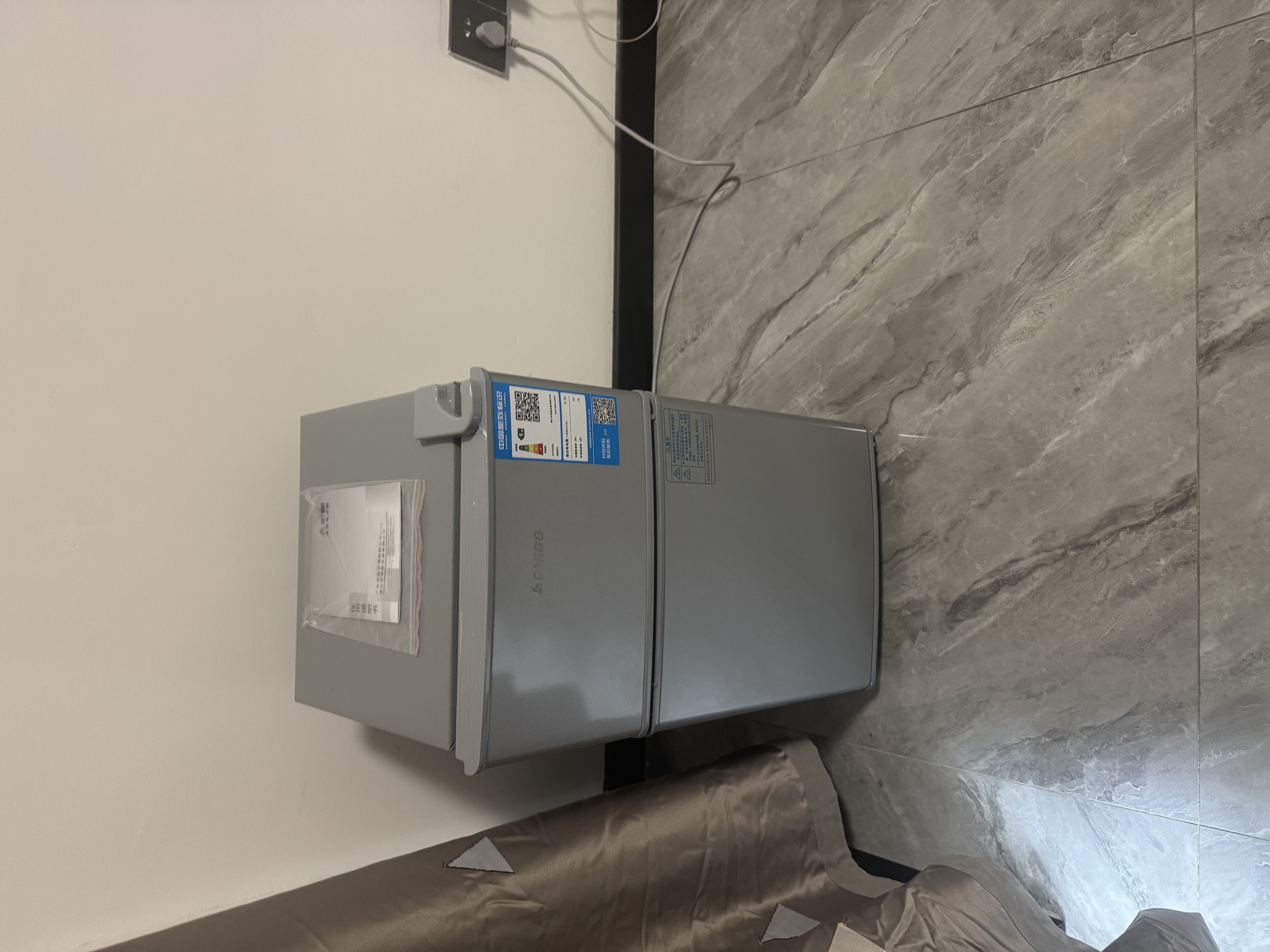 志高（CHIGO）小冰箱迷你小型家用冷藏冷冻两用宿舍出租房用双门办公室电冰箱节能省电 【店长推荐】48L银色【一级能效丨全国联保】 实拍图