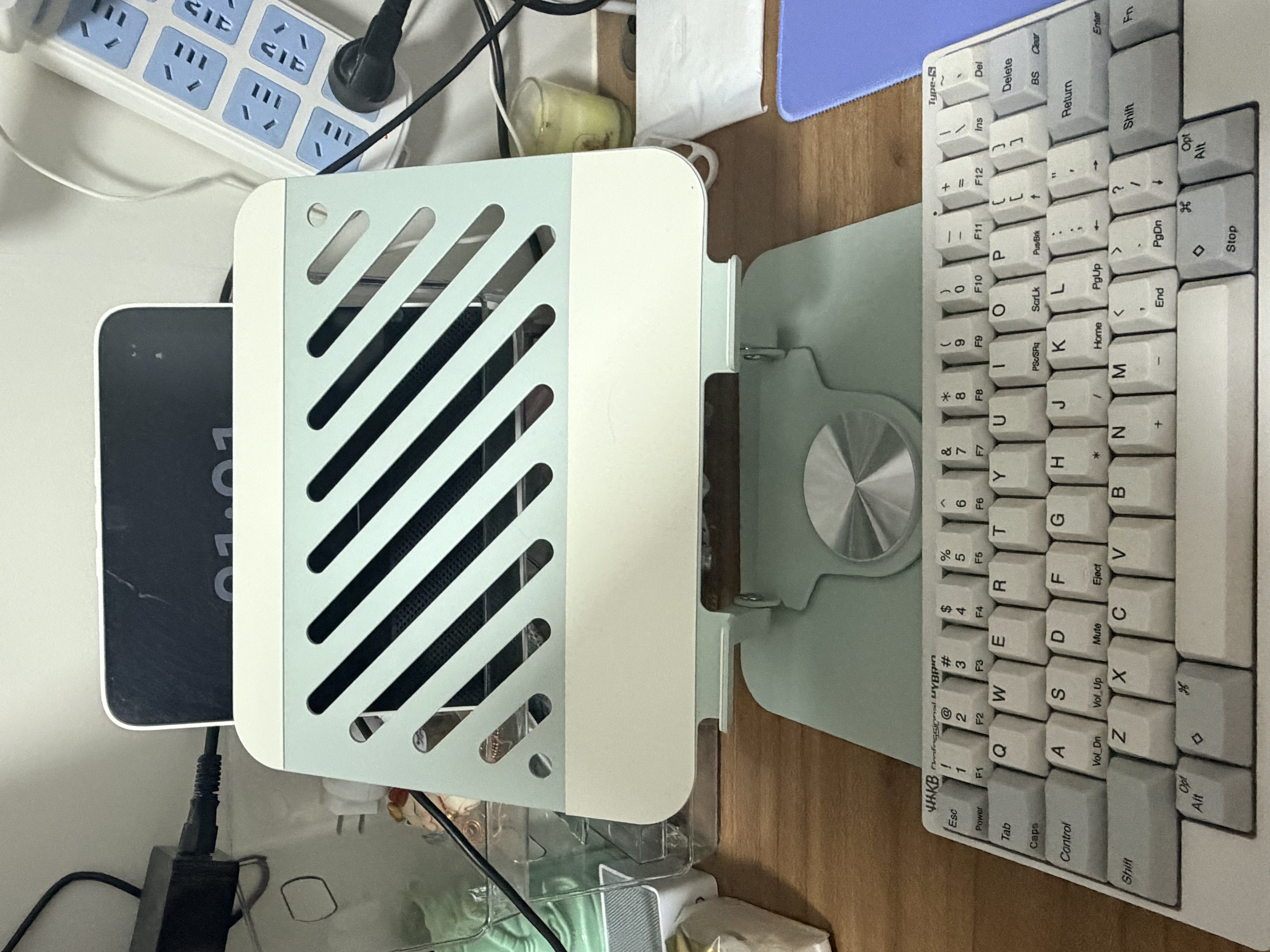 惠普（HP）Stand B笔记本支架360°可旋转双轴调节散热器无极升降便携折叠适用笔记本平板游戏本稳固不晃动 实拍图