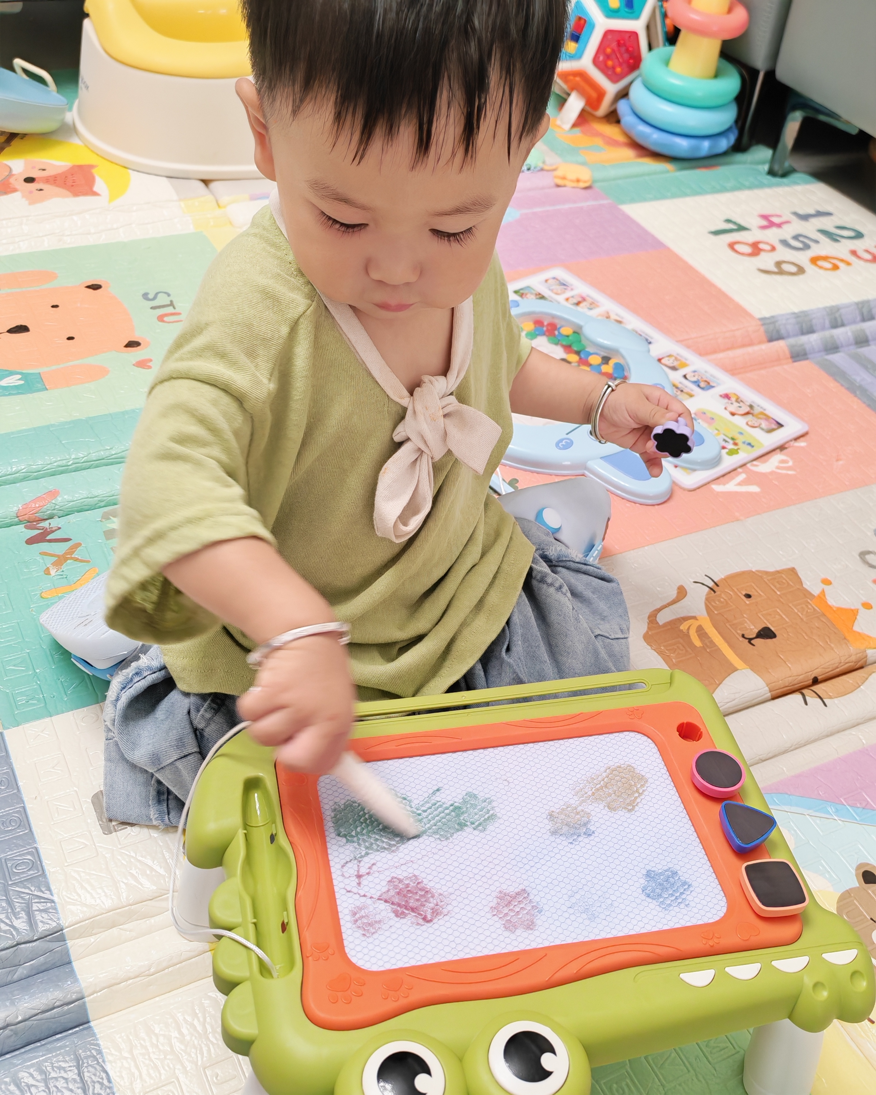 COOKSS儿童画板家用幼儿磁性写字板一岁宝宝2涂鸦3磁力画画玩具画板带脚 实拍图