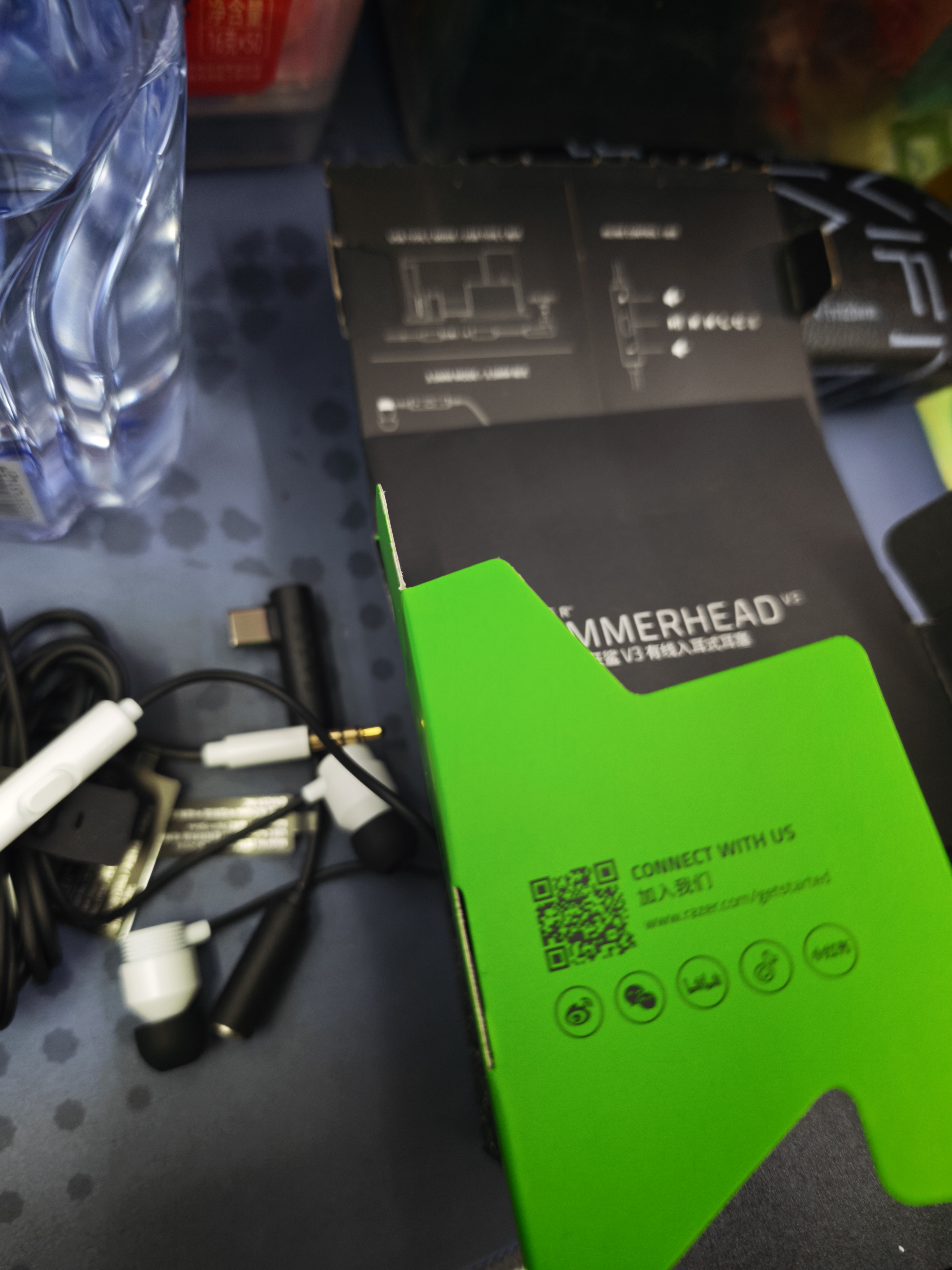 雷蛇（Razer）战锤狂鲨V3有线入耳式耳机 7.1环绕声 吃鸡神器 三角洲官方指定 Type C 白色（赠THX软件 可调EQ） 实拍图