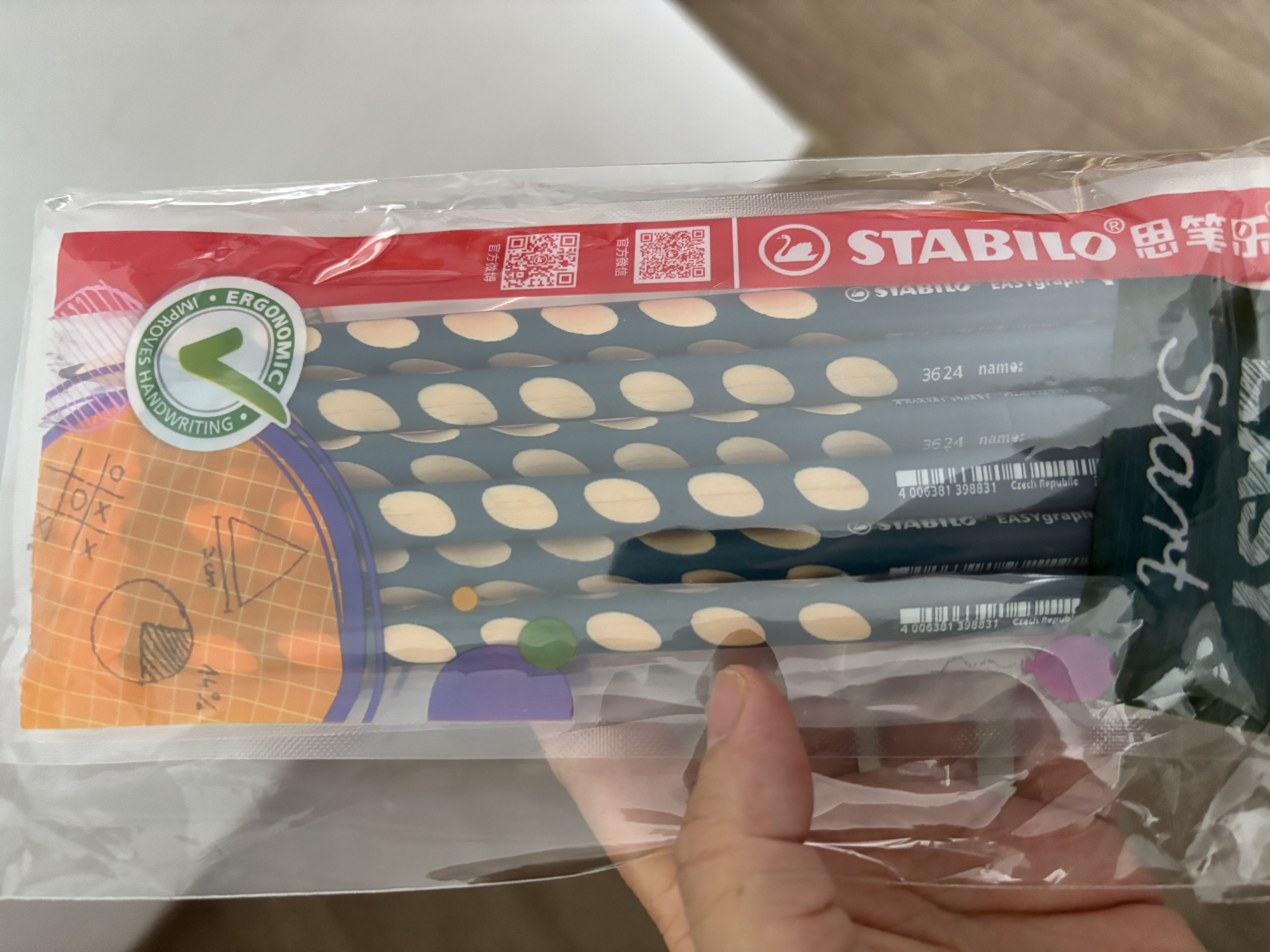 思笔乐（STABILO）洞洞笔铅笔6支 德国进口儿童三角杆铅笔 儿童启蒙矫姿铅笔练字笔 经典322/HB 实拍图