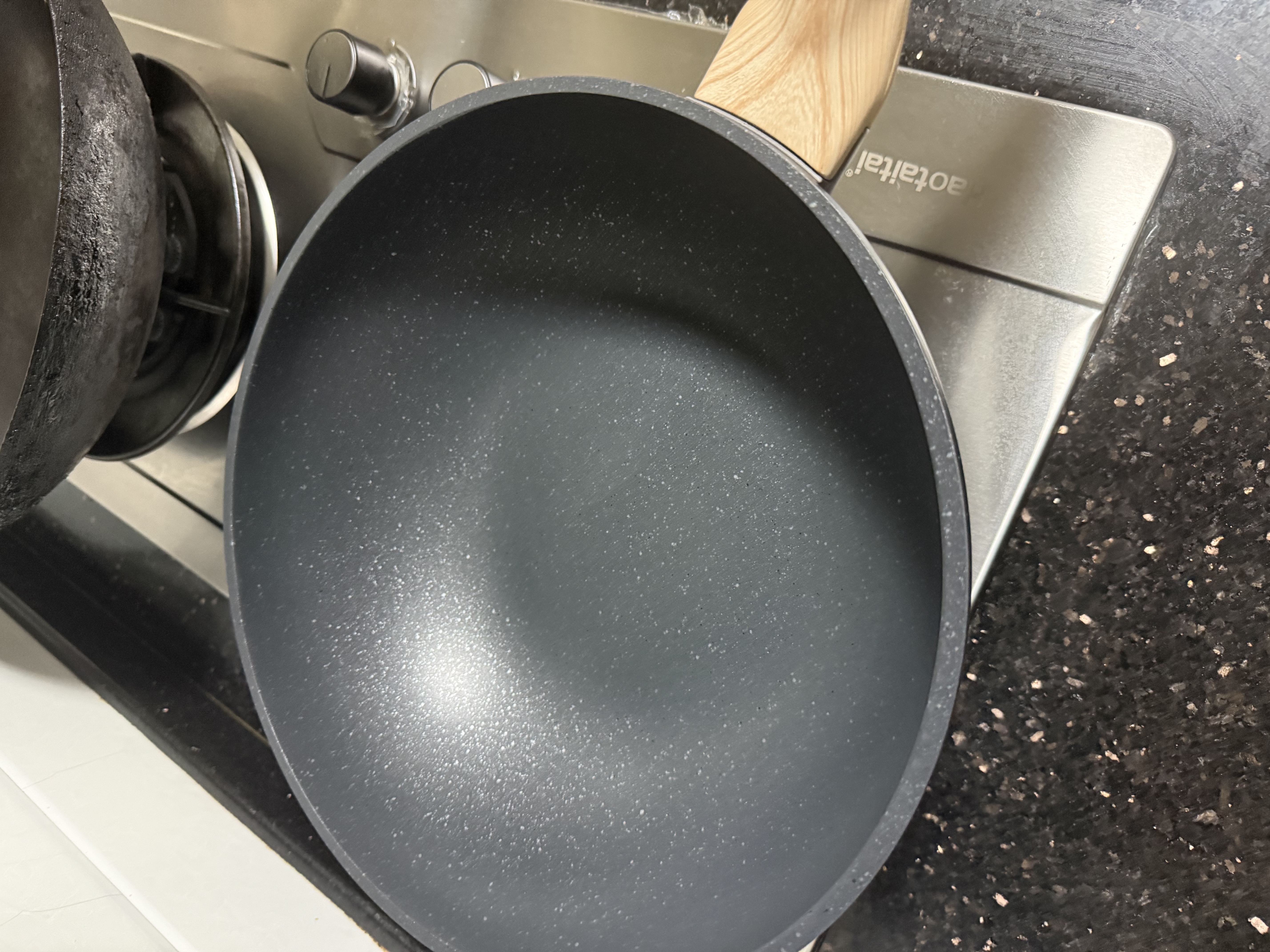 炊大皇炒锅不粘锅麦饭石色家用炒菜锅30cm电磁炉通用黑曜石C30JD1 实拍图