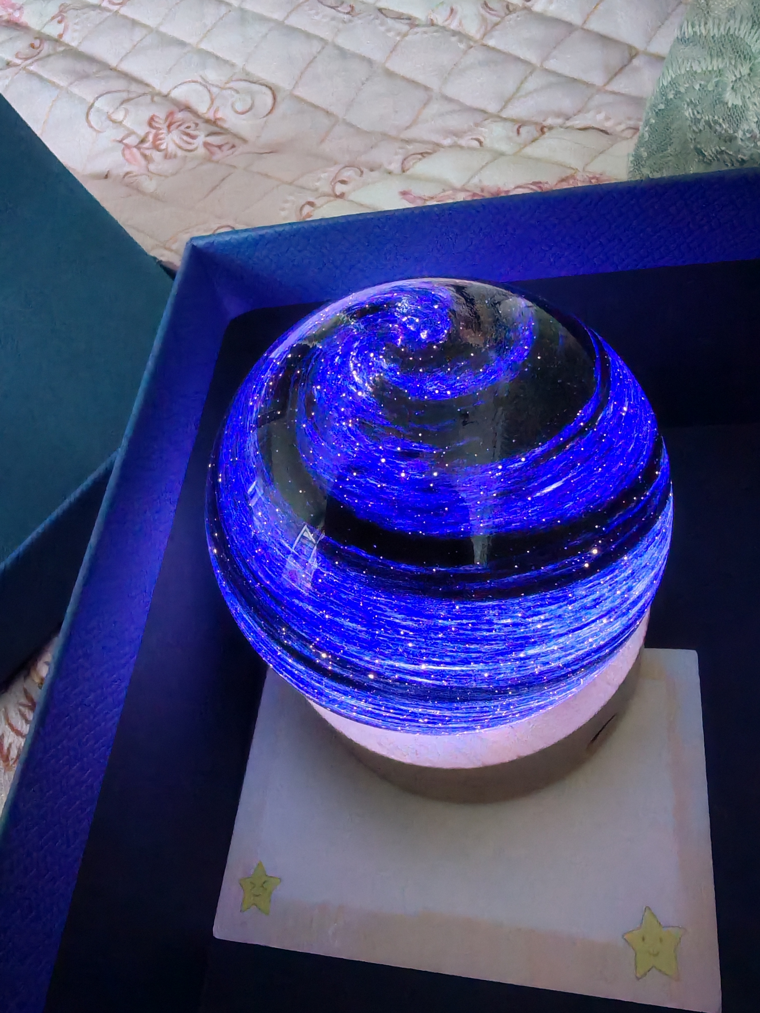 “还在偷偷的等宇宙晚安”浪漫系星球小夜灯创意节日走心生日礼物 充电触摸款+礼盒+礼袋+贺卡 实拍图