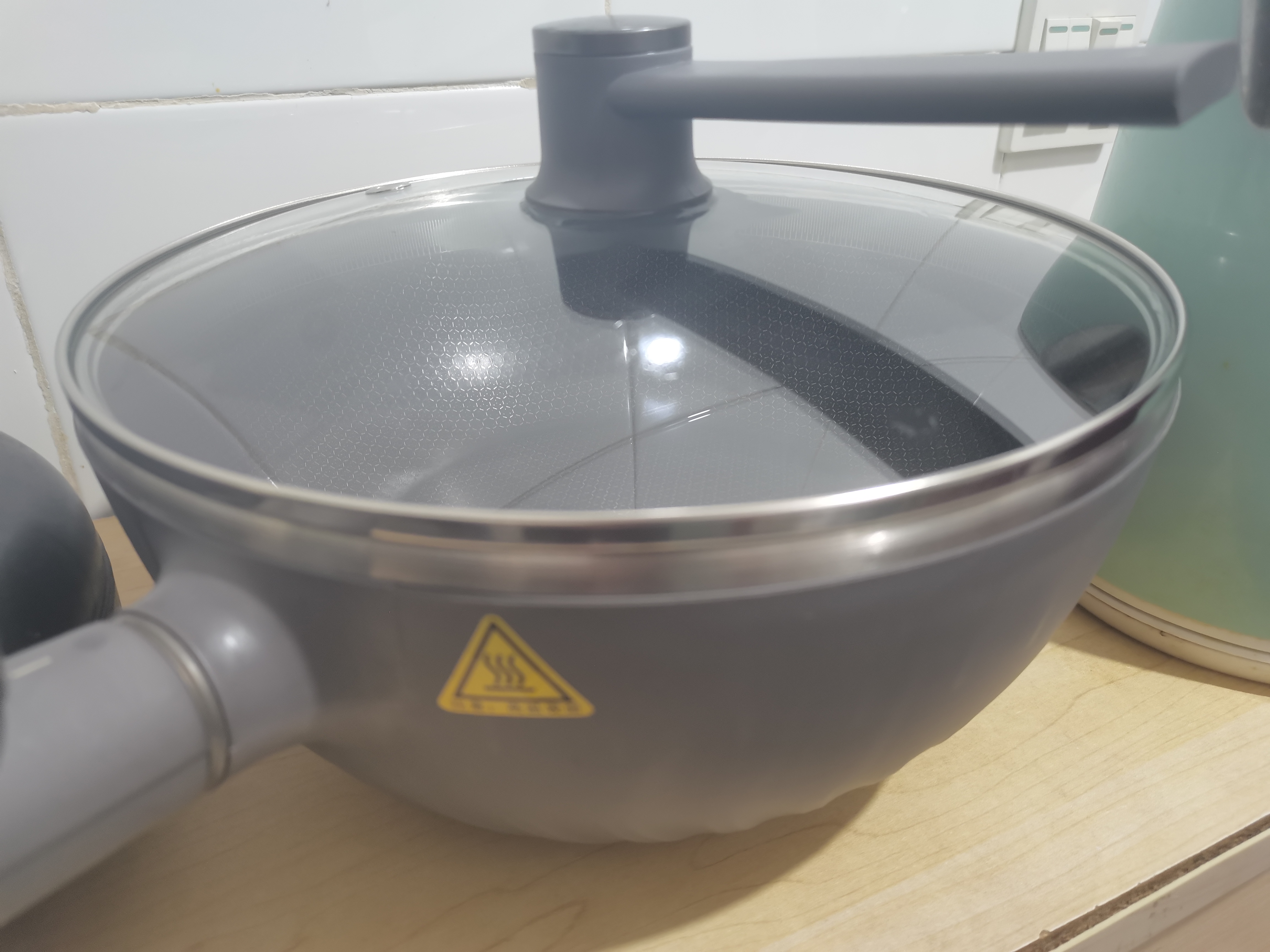 美的（Midea）电炒锅 电蒸锅 电煮锅电火锅家用多功能锅炒菜锅304蜂窝晶刻多用途锅4L电热锅 MC-HGS2812 实拍图