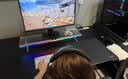 华硕ROG XG27ACMEG 27英寸显示器2K电竞显示器2K 240Hz超频260Hz HDR400 G-Sync 0.3ms响应 HDMI 2.1 实拍图