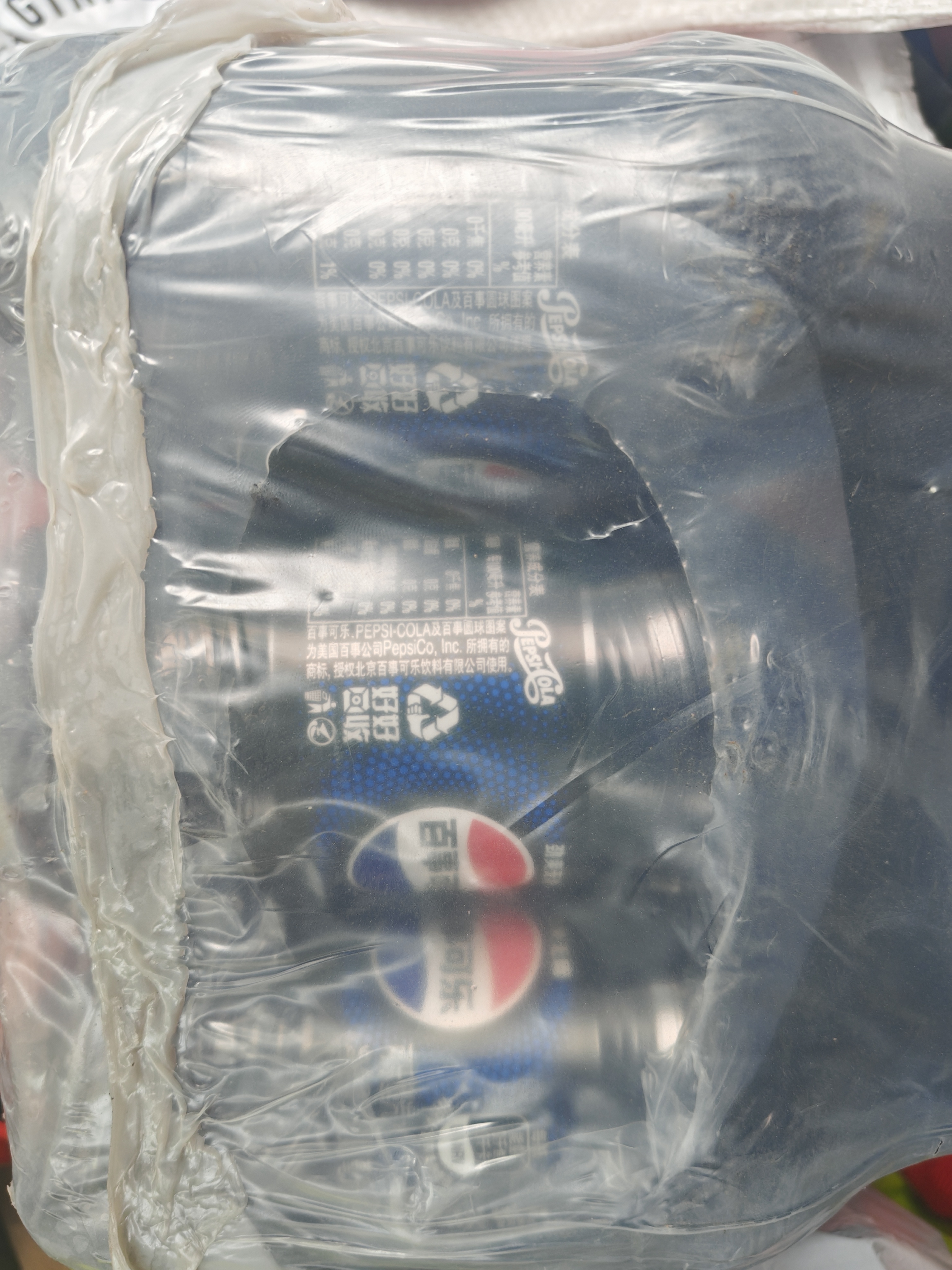 百事可乐 Pepsi 碳酸汽水饮料瓶装整箱 百事出品 新老包装随机发货 百事无糖300ml*6瓶 实拍图