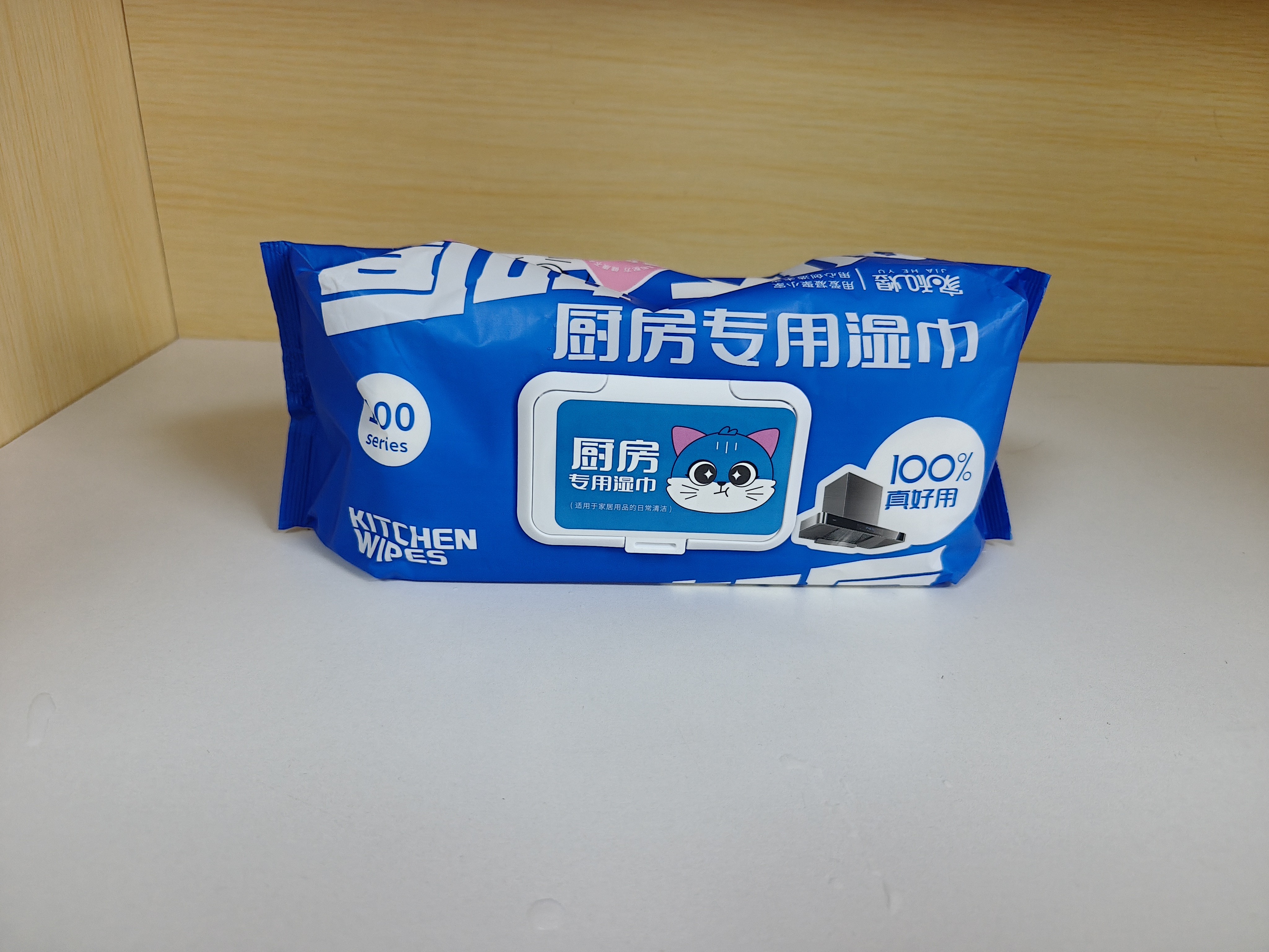 【京东电器专享】蓝猫厨房湿巾超大包油烟机强力去油污湿纸巾加厚 超大包厨房湿巾 1层 100抽*1包 【近2斤】 实拍图