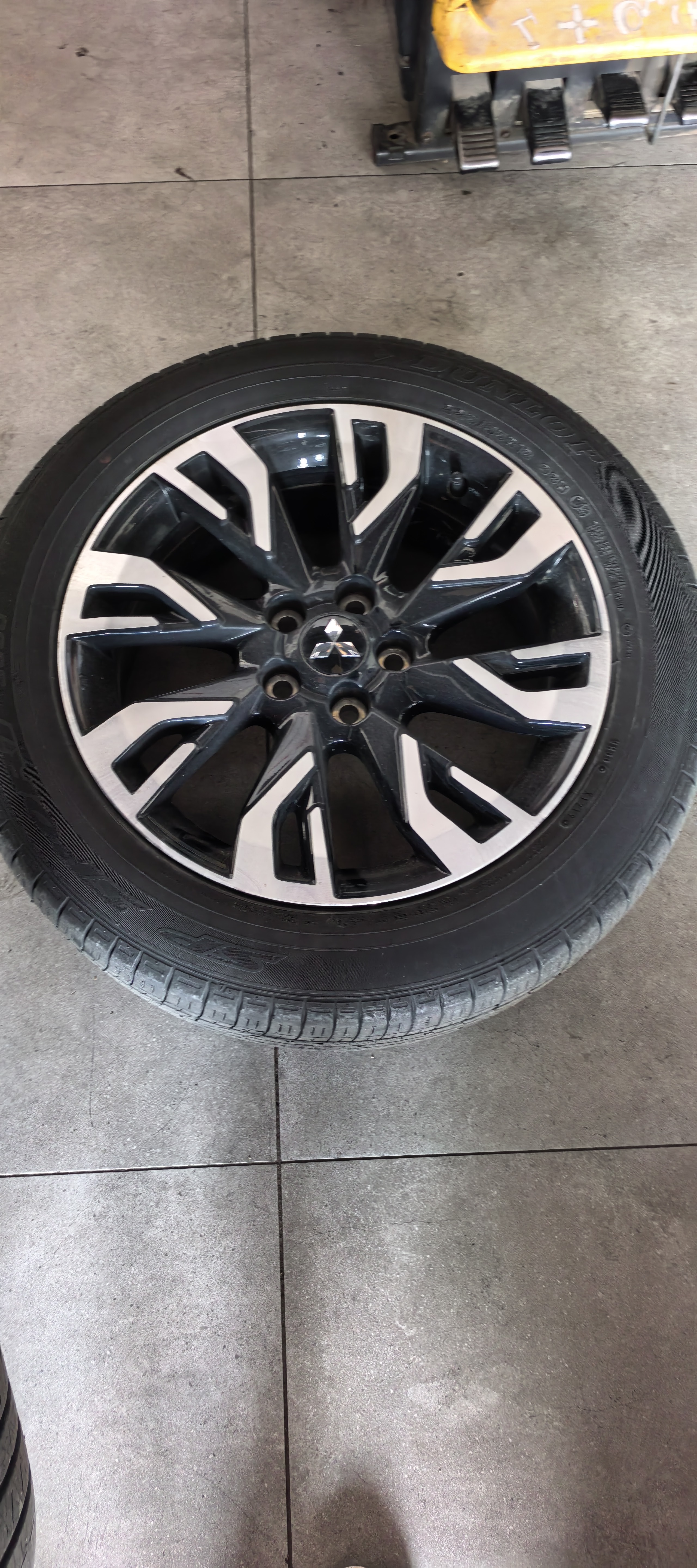 邓禄普（DUNLOP）汽车轮胎 225/55R18 98H SP SPORT 5000 原配三菱 欧蓝德 实拍图