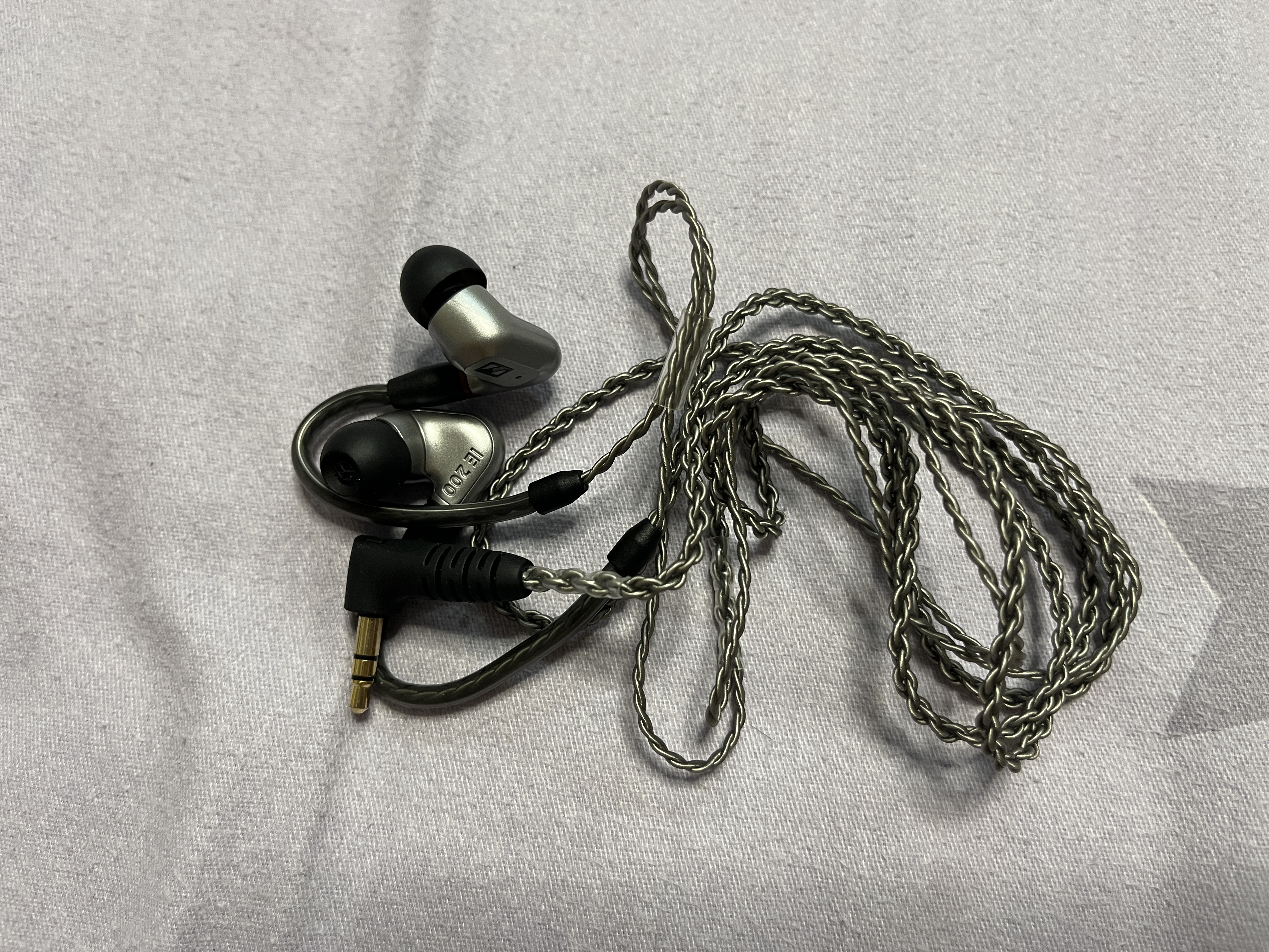 森海塞尔（Sennheiser）IE900/IE600/IE300旗舰级HIFI高保真超宽单动圈单元可拆卸MMCX挂耳式耳机 高保真发烧有线耳机耳塞 IE200银色【HIFI高保真】 实拍图