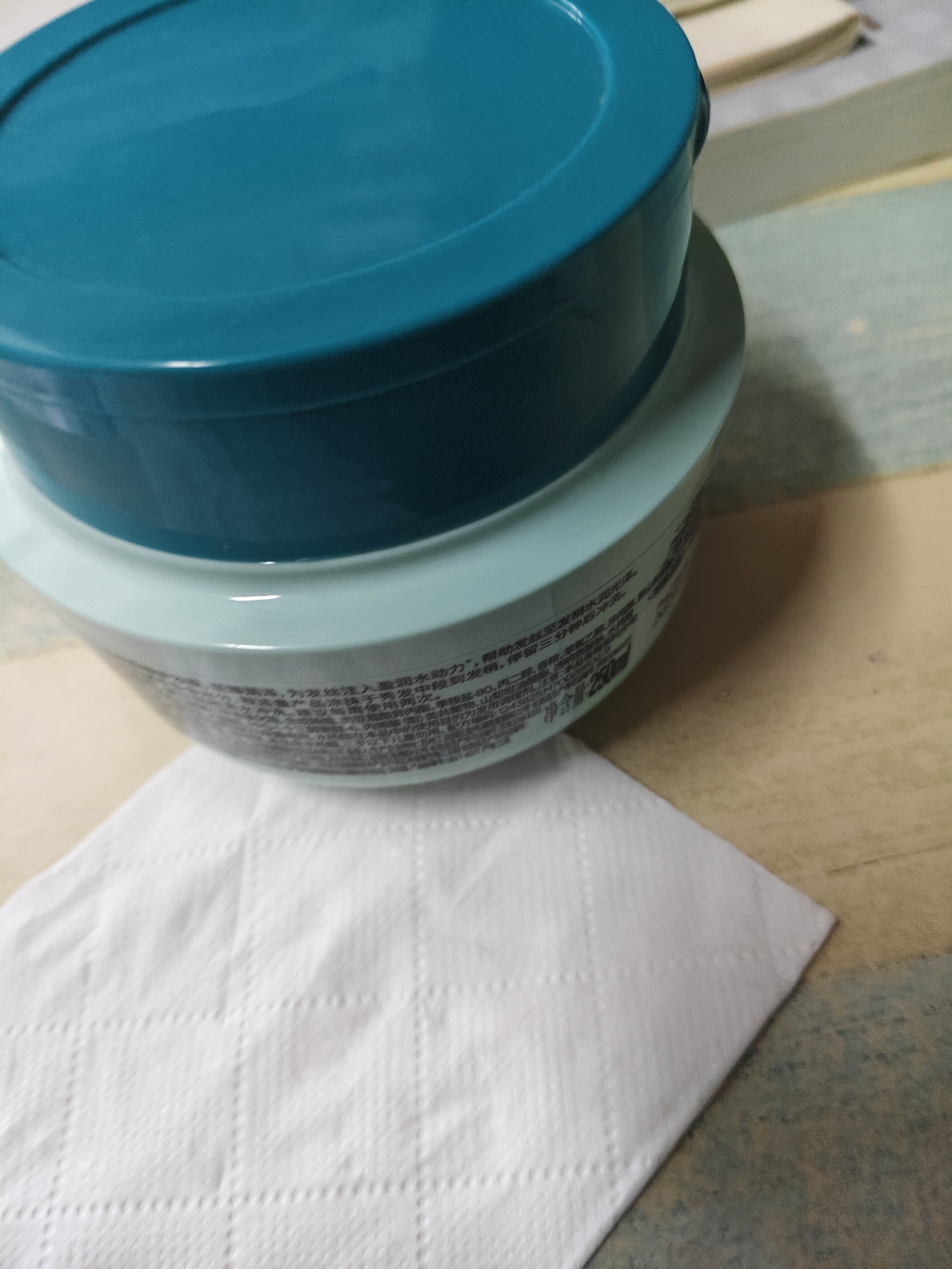 欧莱雅透明质酸水润护发膜250ml 劲爽发根（新老包装随机发货） 实拍图