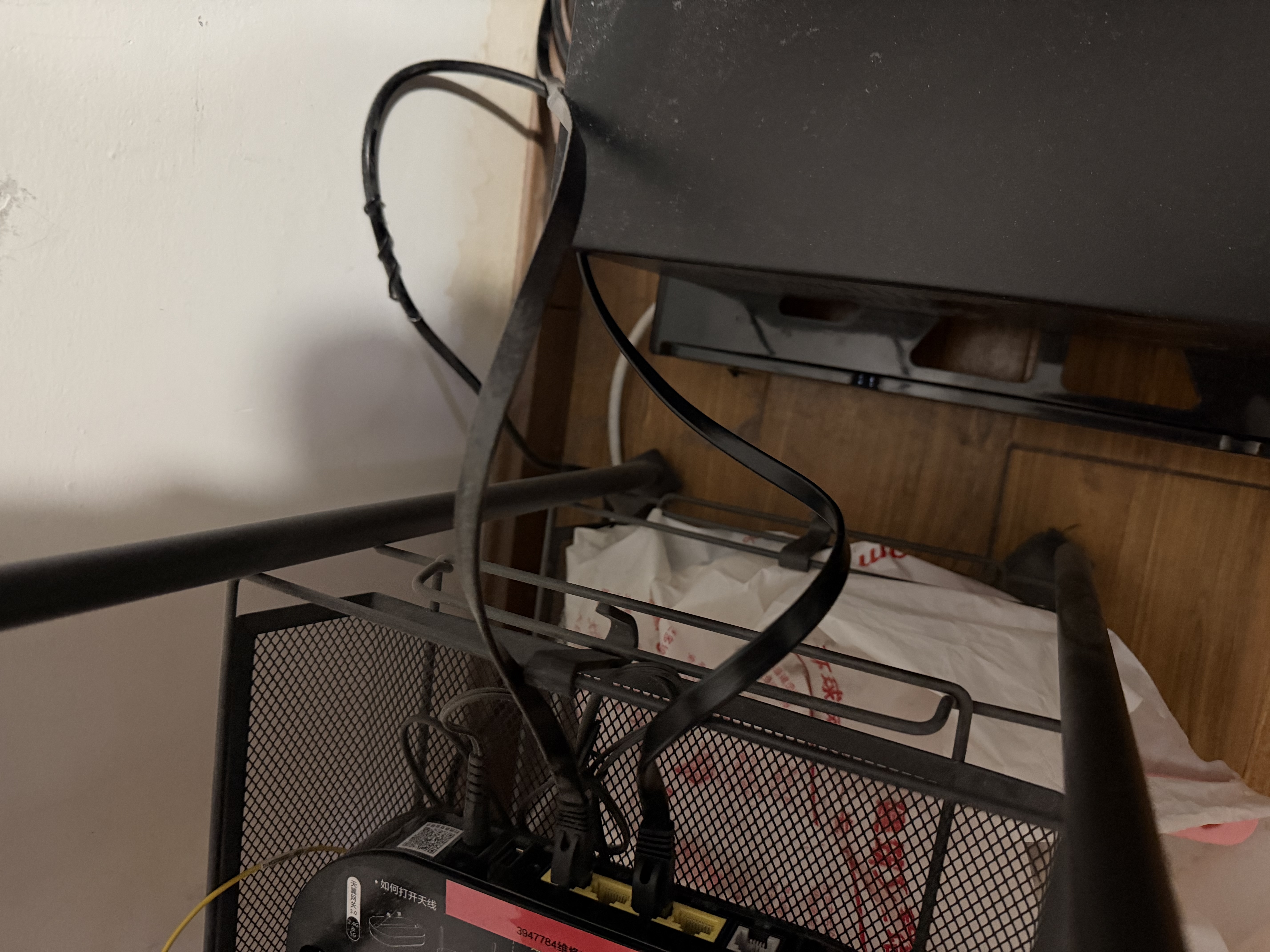 绿联六类网线 千兆网络宽带线 CAT6类家用电脑监控扁平网线 8芯双绞双接头成品跳线 10米 黑色50178 实拍图