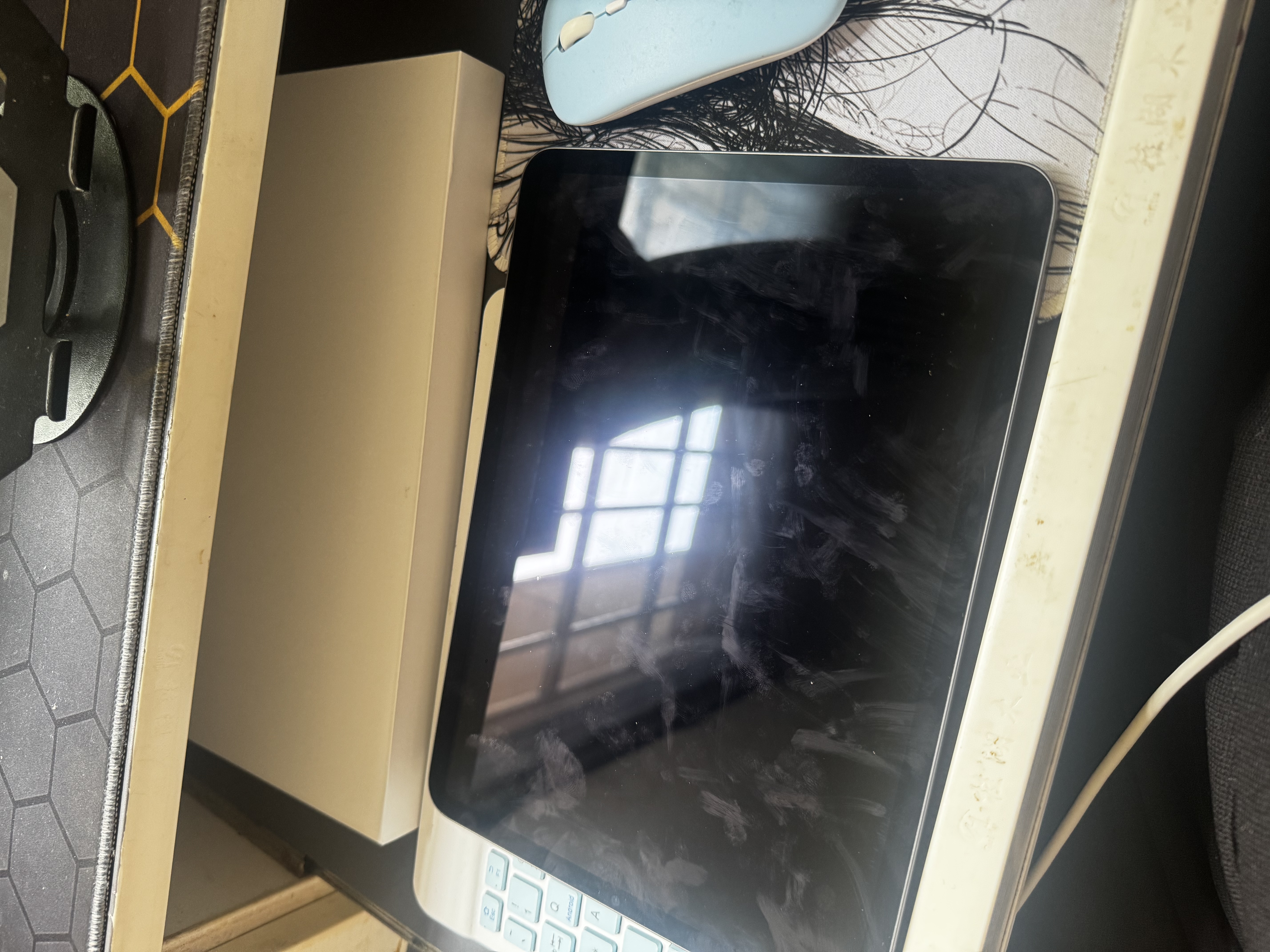 原装苹果 Apple iPad Pro系列 11/10.5英寸16-22款二手平板电脑 95新21款Pro-256G 11寸 wifi版本 实拍图