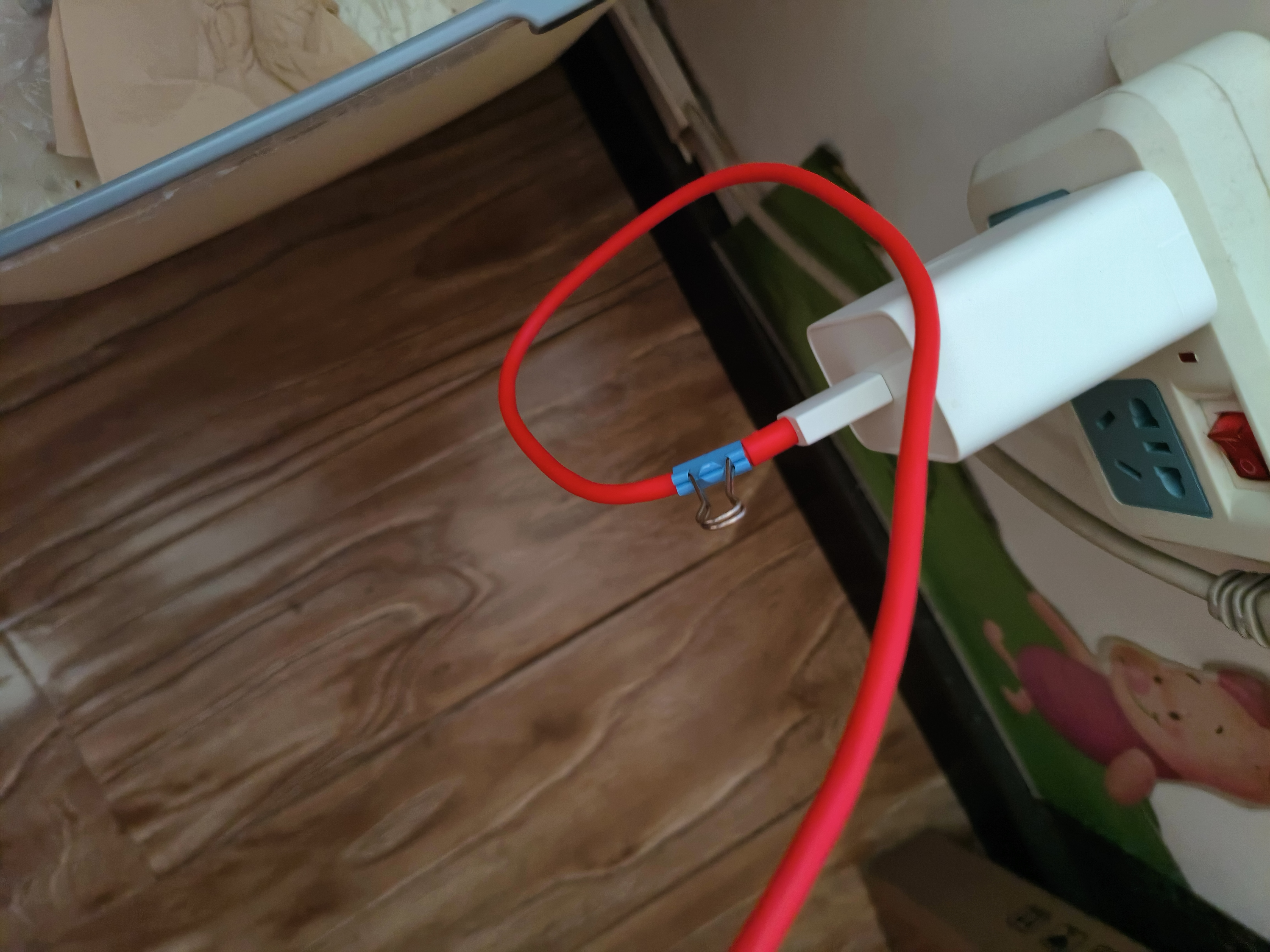 一加原装 USB-A to Type-C 闪充数据线 10A 1米充电线 支持 100W Max 多协议兼容 通用OPPO 实拍图