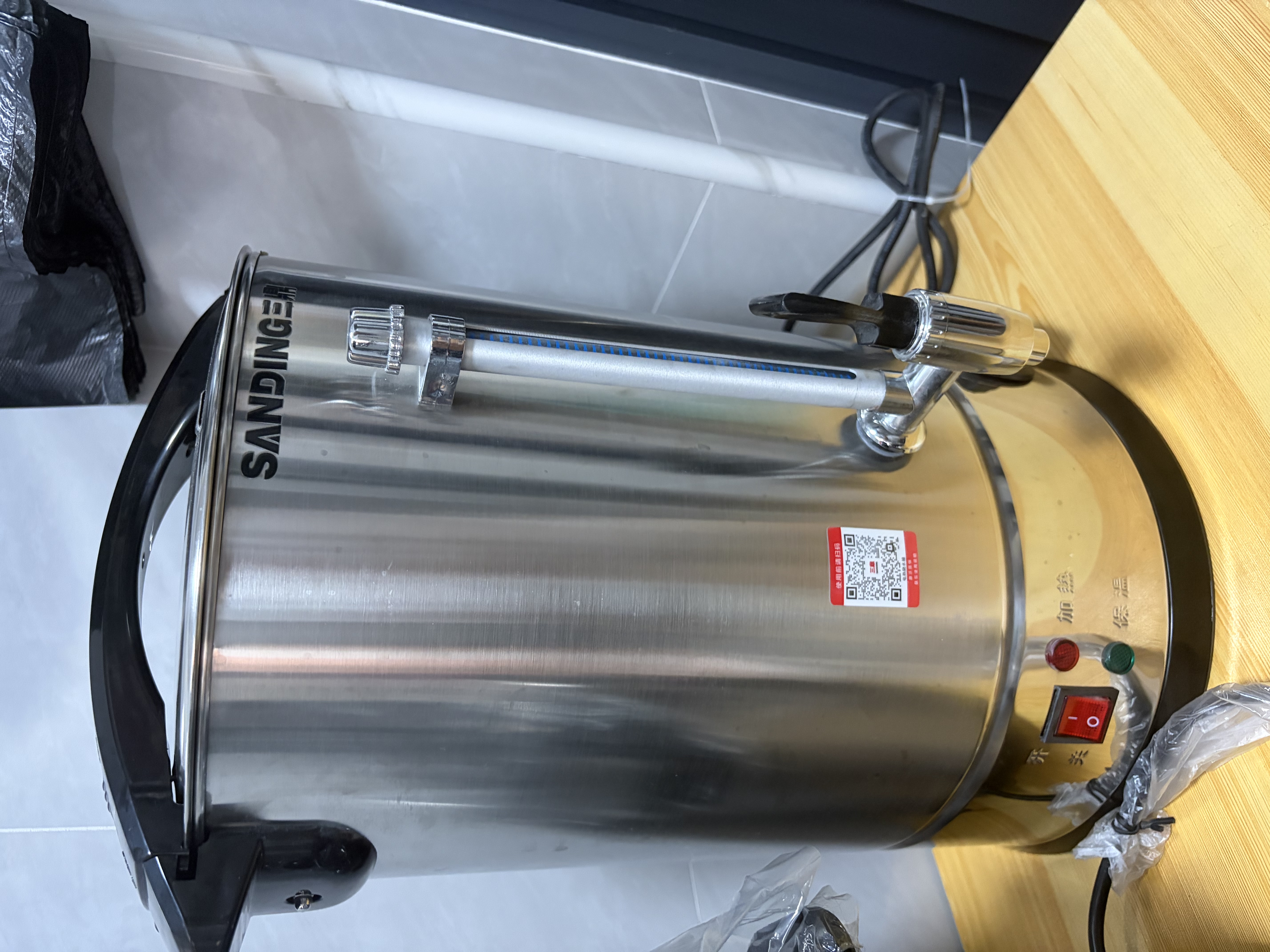 三鼎电热烧水桶开水桶304不锈钢商用大号煮草药凉茶奶茶水桶控温绿豆汤桶保温月子桶防干烧开水器 双层防烫保温【装满24斤】建议烧水20斤 实拍图