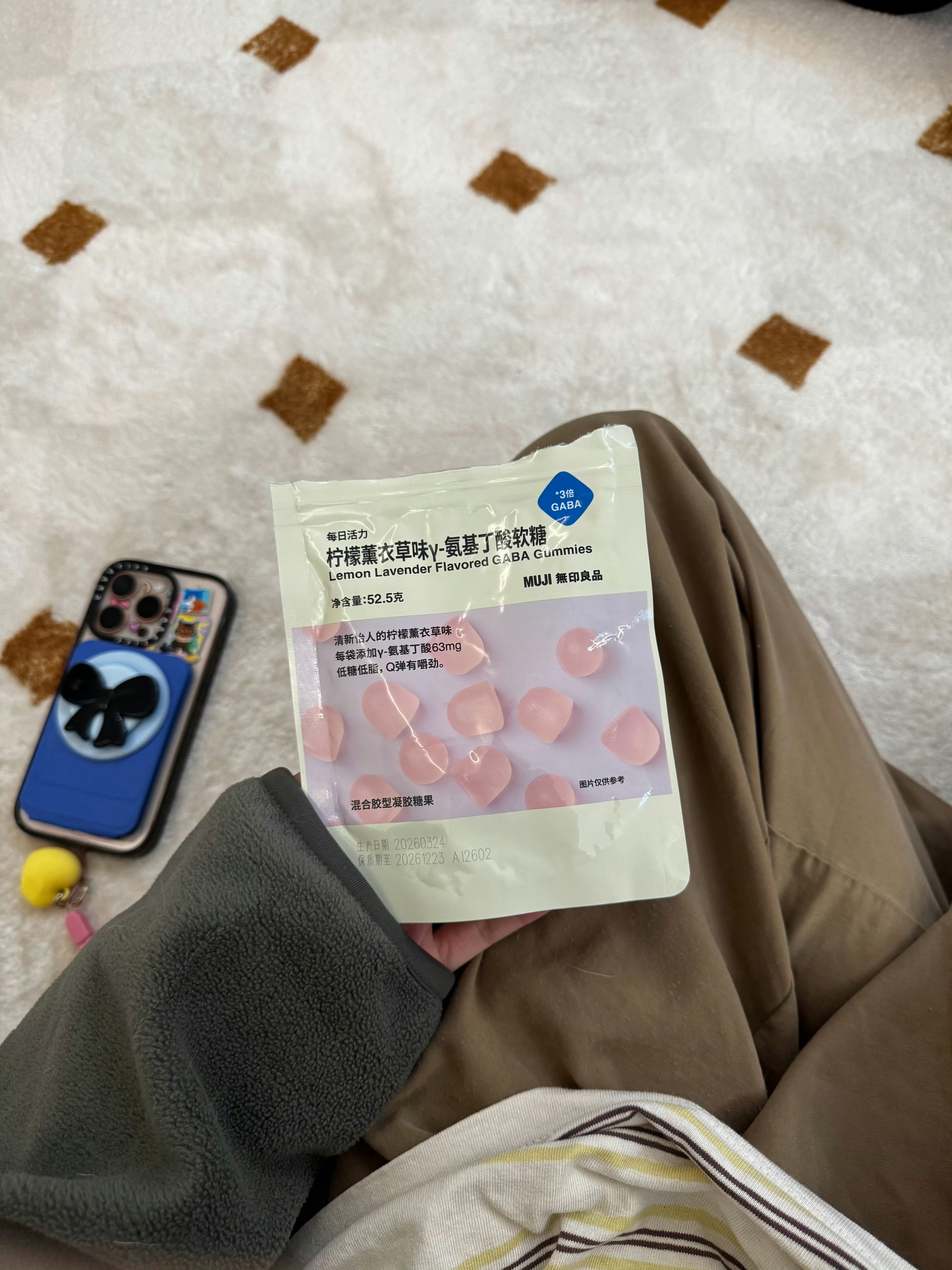 ITO（艾特柔）悬挂式洗脸巾60抽*3包一次性擦脸巾绵柔巾毛巾洁面洗面巾纸夹拖把 实拍图