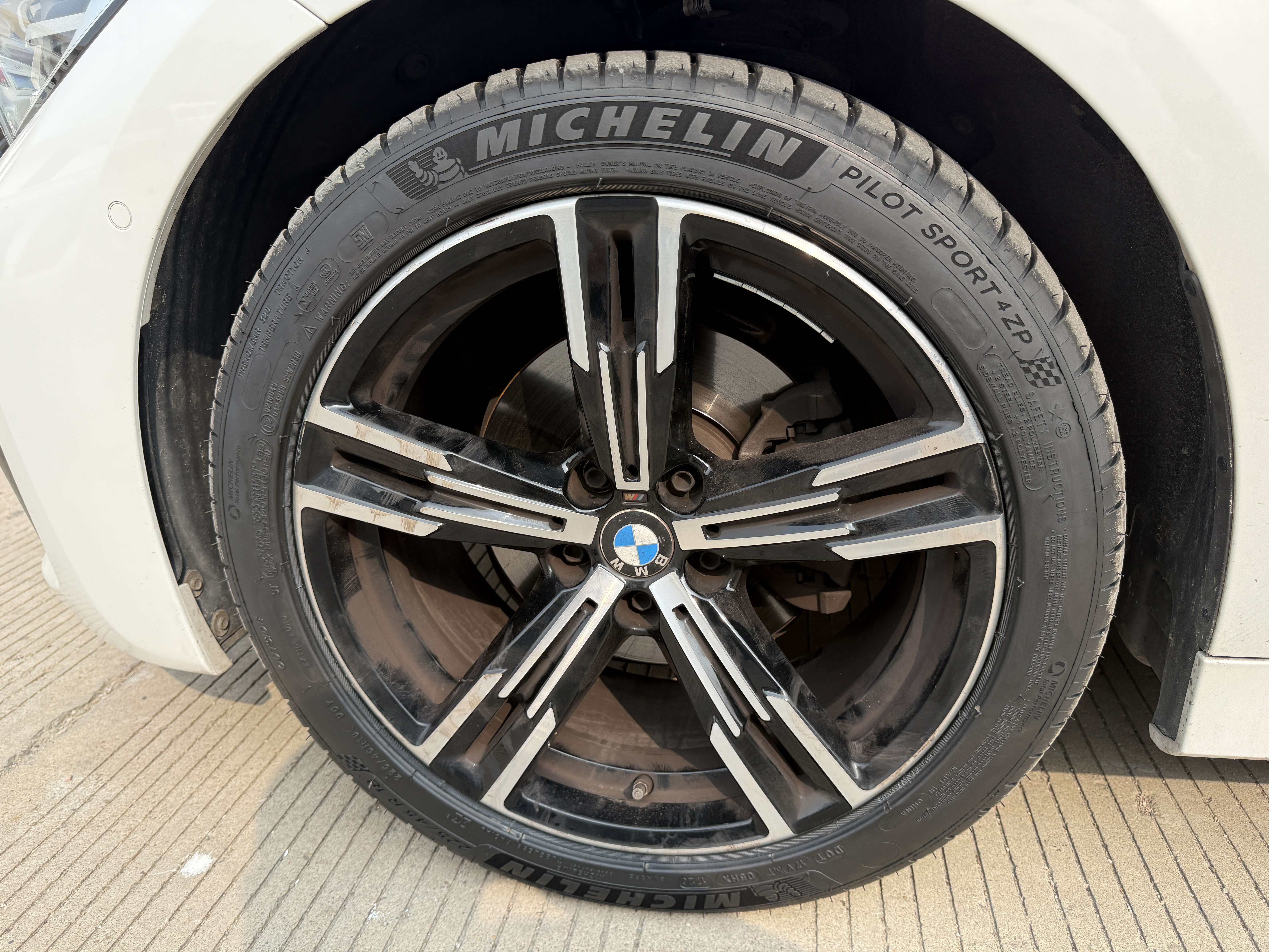 米其林（MICHELIN）防爆轮胎225/45R18 95Y 竞驰PILOT SPORT 4 ZP * 适配国产宝马3系 实拍图