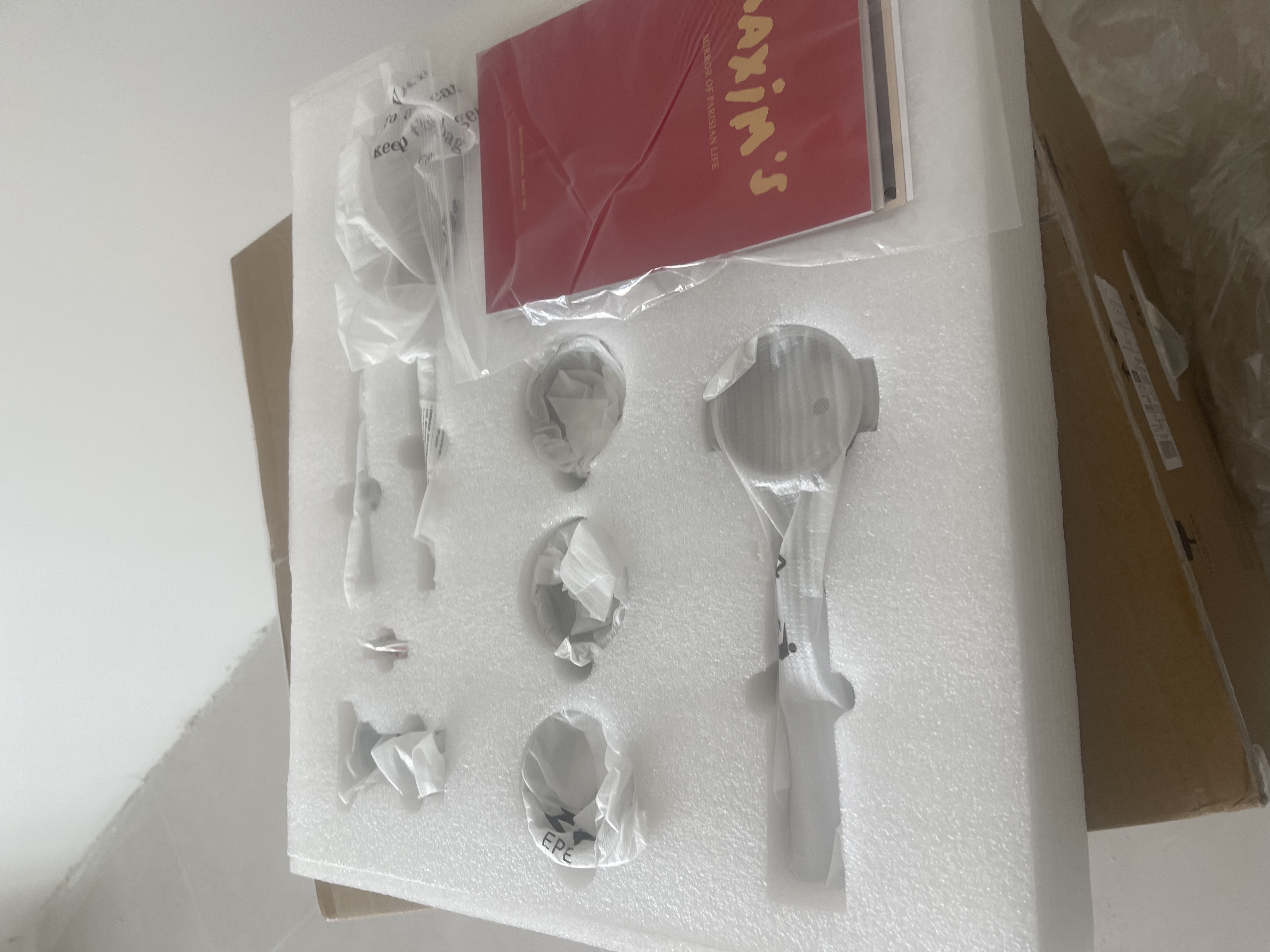 MAXIM’S  DE PARIS马克西姆/塞纳C系半自动研磨一体连续出杯家用意式咖啡机MKA180 白色 实拍图