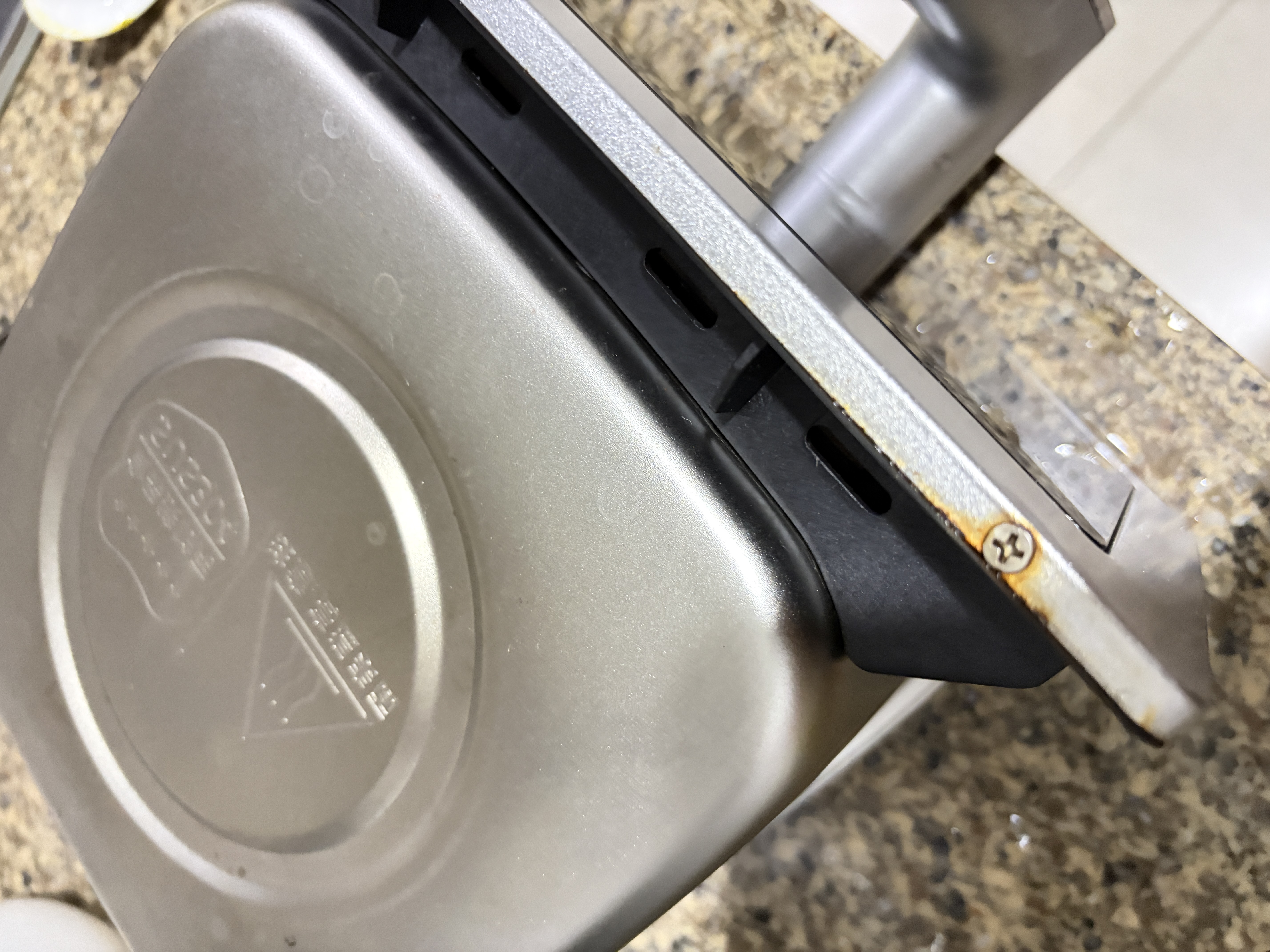 利仁（Liven）小钢人空气炸锅0涂层304不锈钢内胆双热源免翻面6.5L大容量金属腔体煎炸烤箱KZ-J6569 实拍图