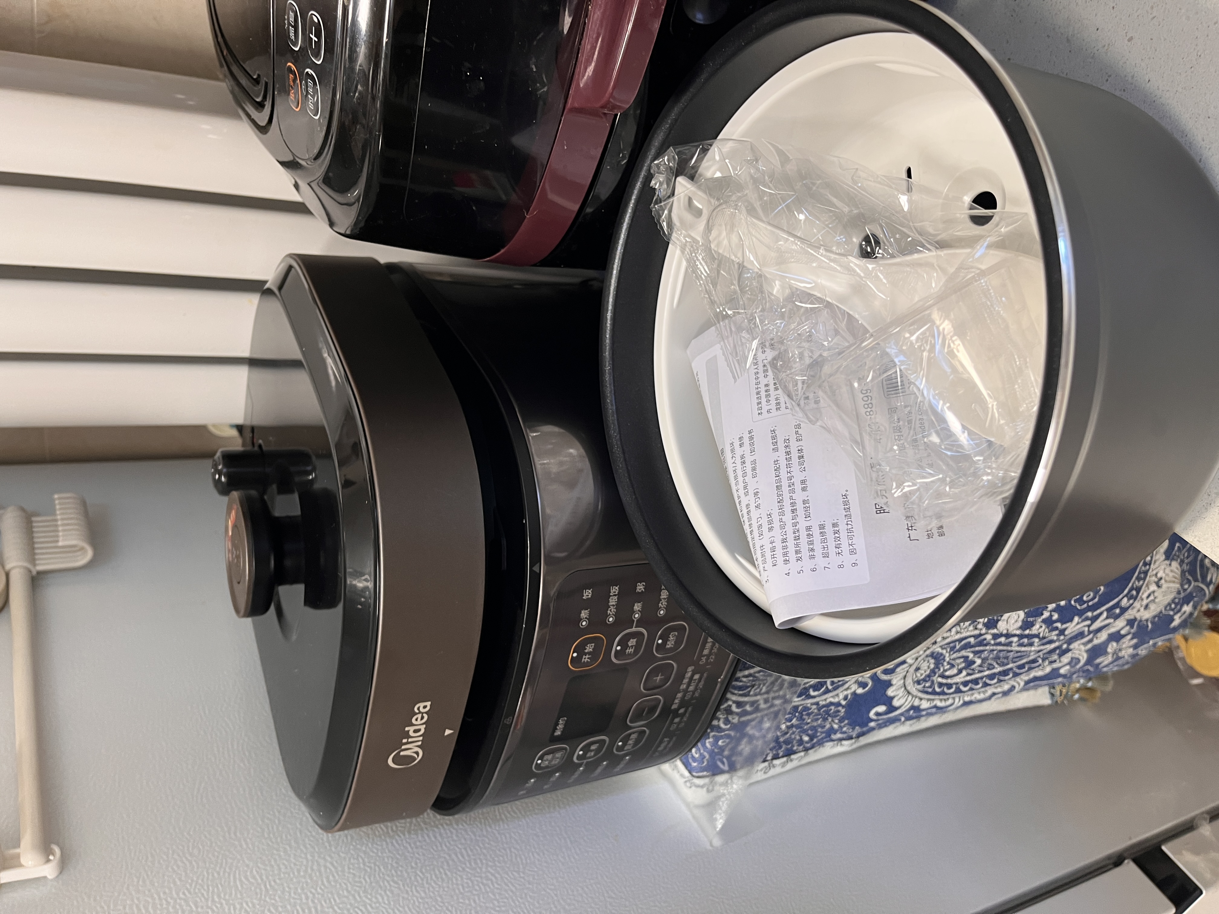 美的（Midea）电压力锅高压锅电高压锅 智能压力锅家用高压电饭煲一键排气新款多功能高压提鲜电压锅 【5L家庭版】 5L 压力锅 实拍图