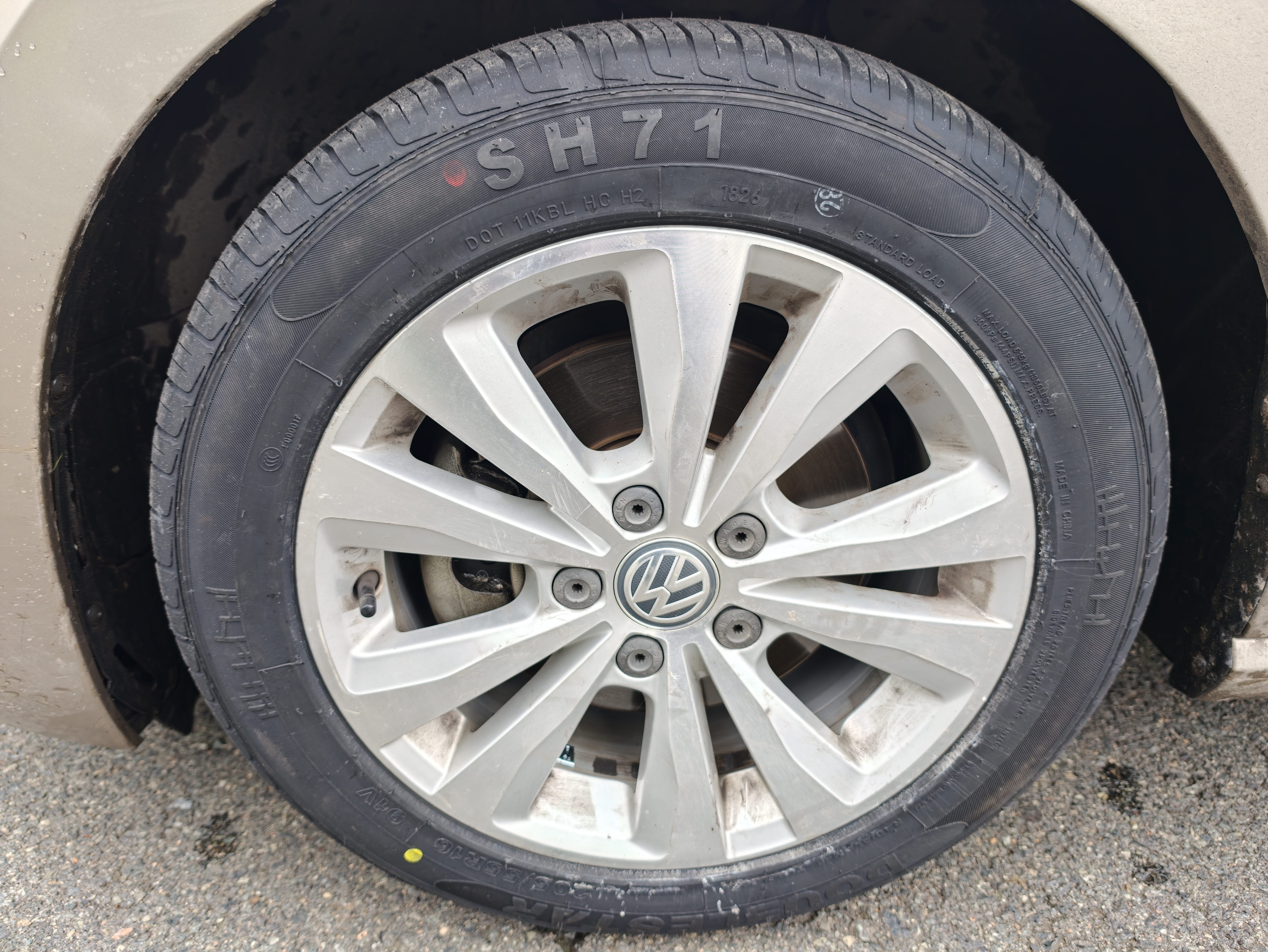 双星JUOGO轮胎 205/55R16 91V SH71适配新朗逸/速腾/英朗GT/宝来 实拍图
