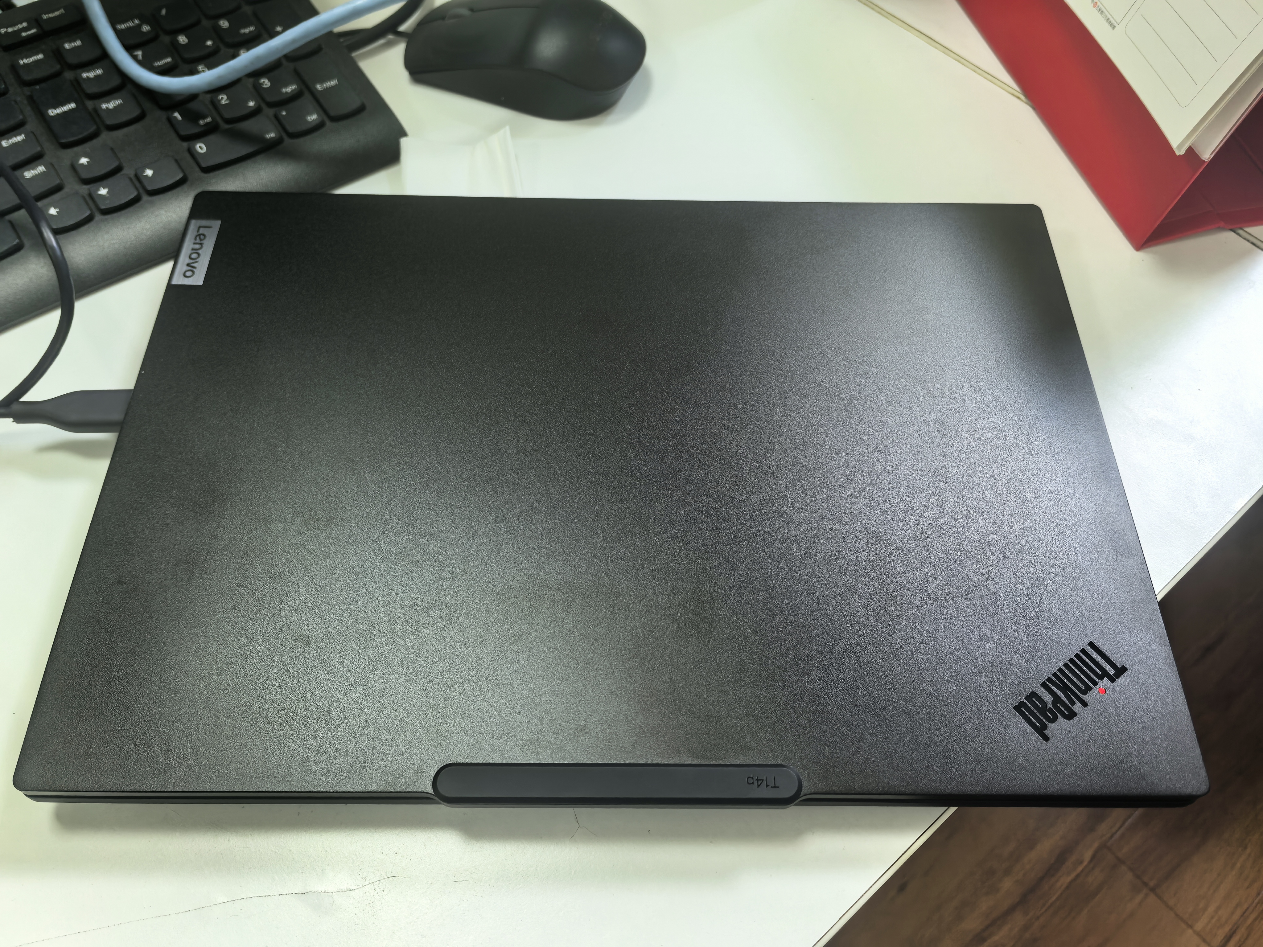 ThinkPad【国家补贴15%】T14p AI PC 酷睿Ultra9 185H 14.5英寸高性能笔记本电脑 2*16G 1TB 3K RTX4050 实拍图