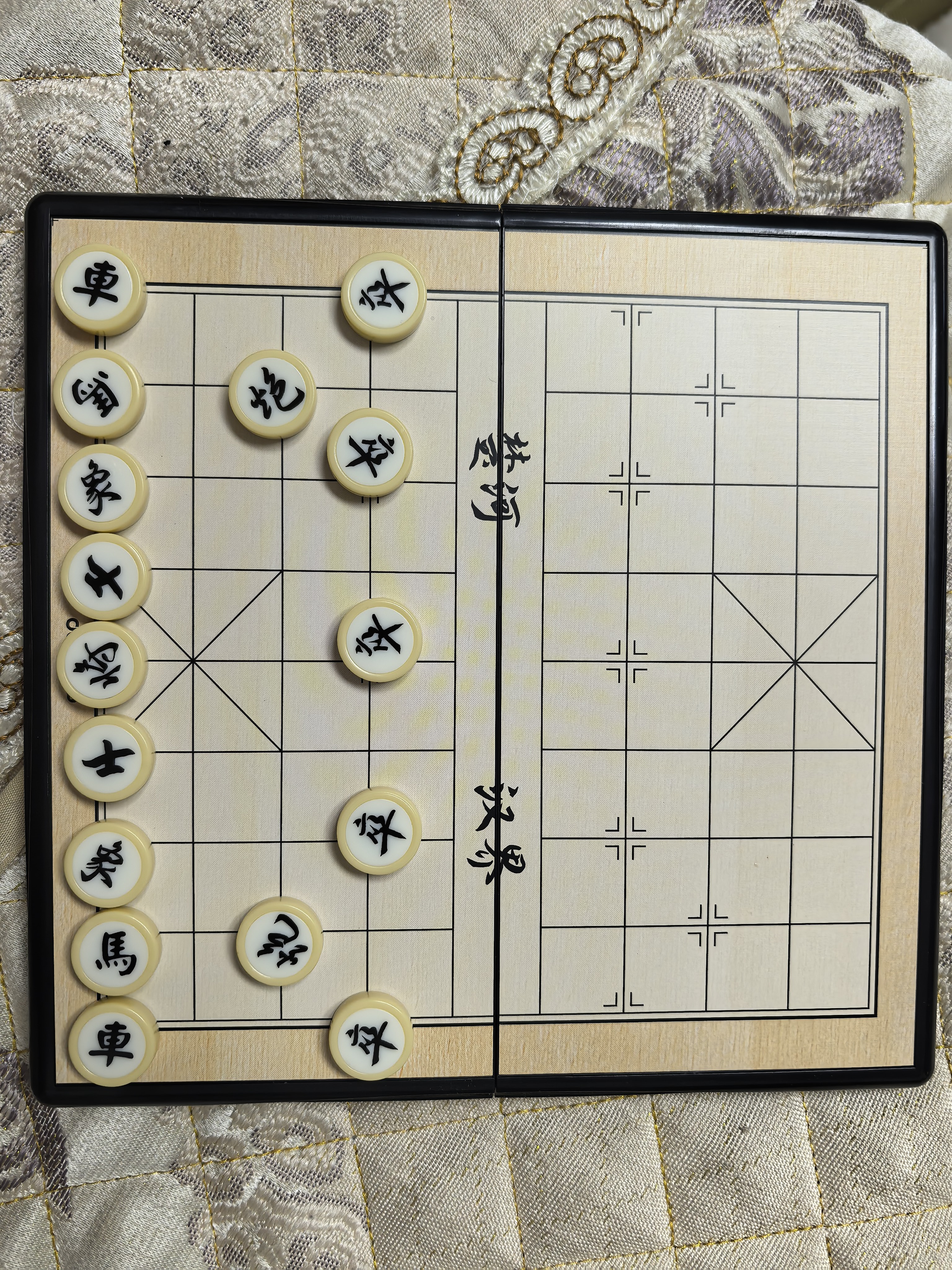 得力（deli）磁石中国象棋套装折叠棋盘儿童益智桌游开学礼物露营 实拍图
