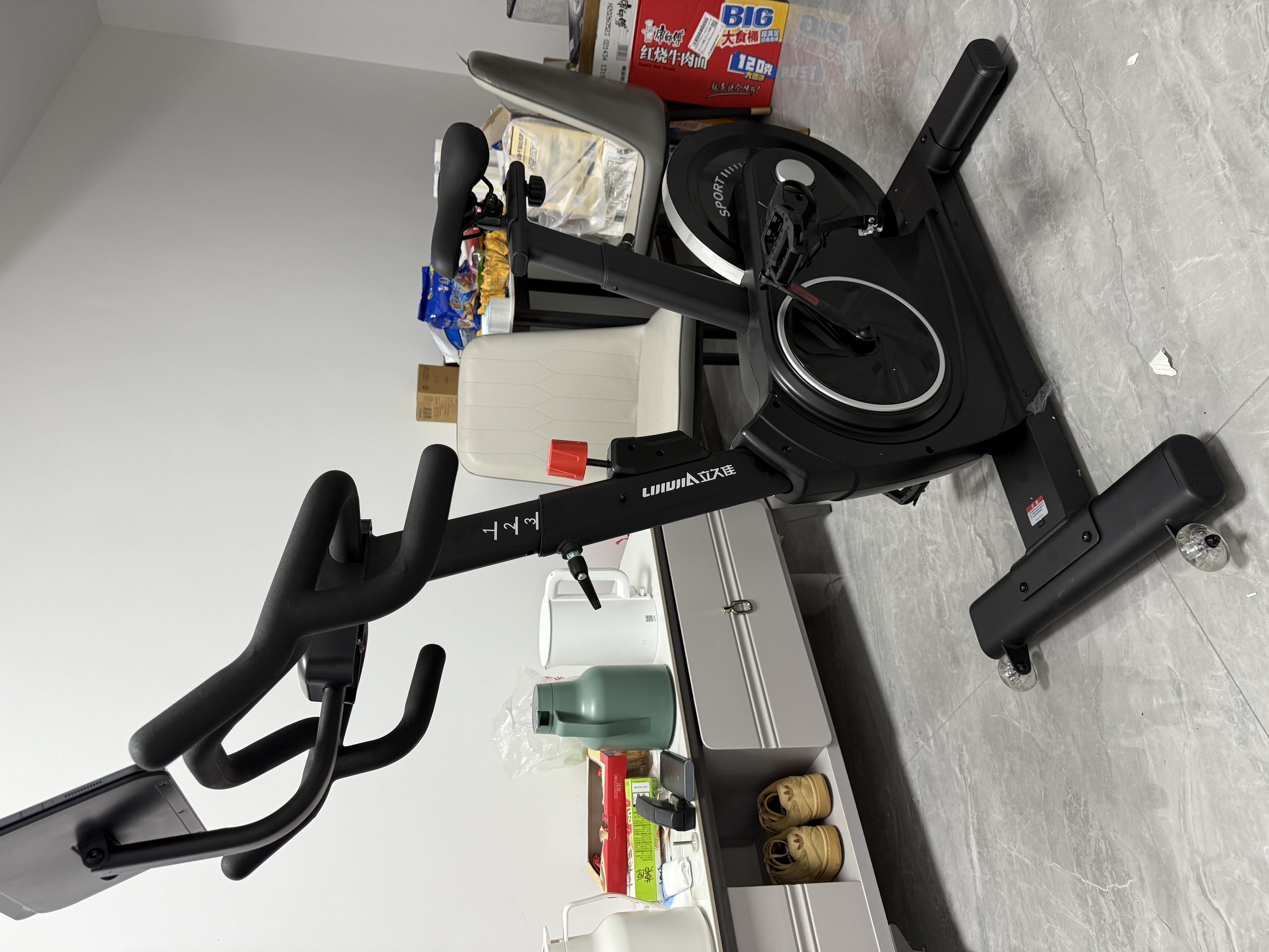 立久佳自发电动感单车家用健身房级磁控大体重运动健身器材追风-GTS 苍穹自发电/智能调阻/18KG飞轮组 实拍图