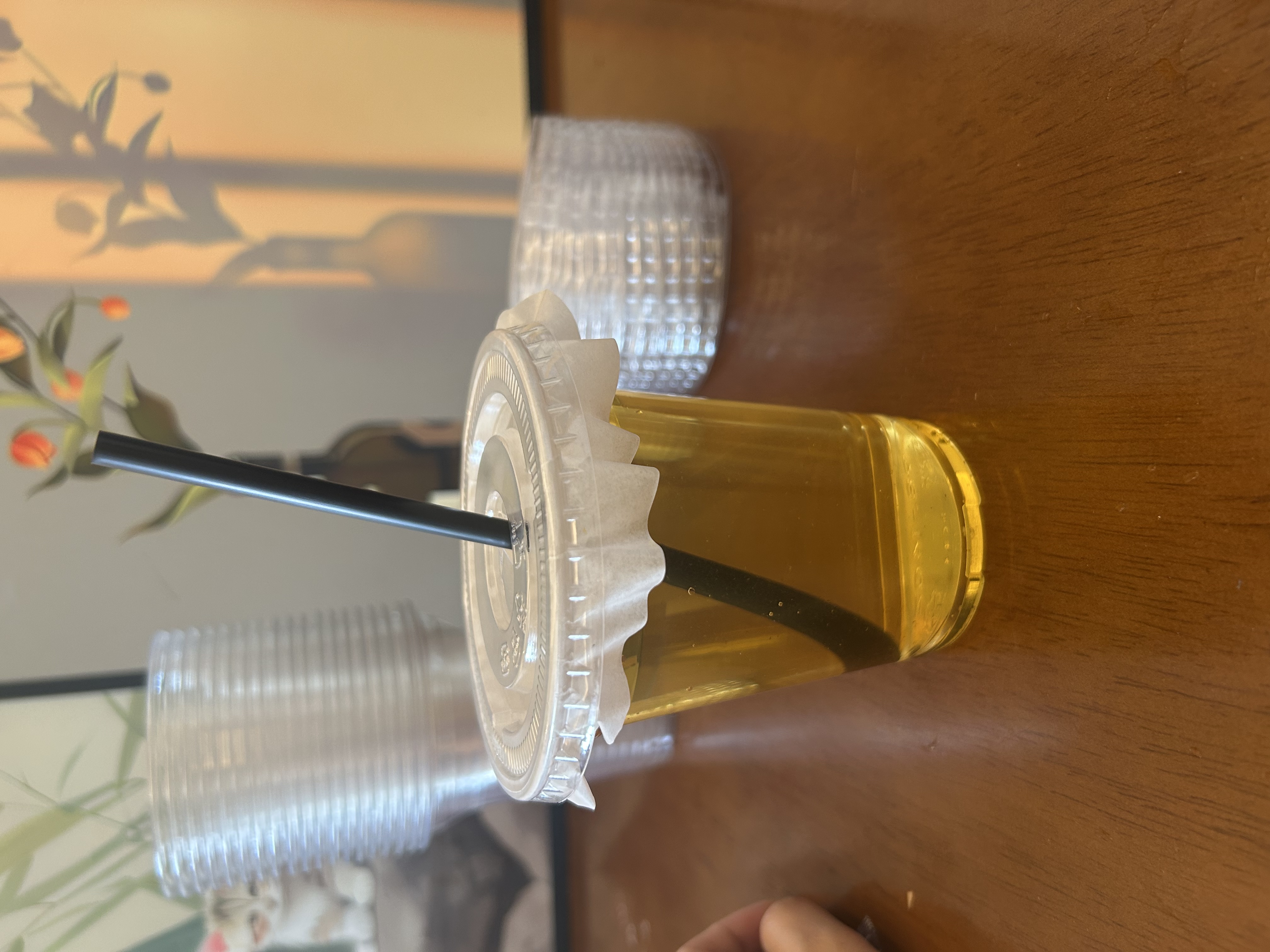 双枪（Suncha）奶茶杯一次性塑料水杯带盖吸管露营外带便携用咖啡杯400ML*20套 实拍图